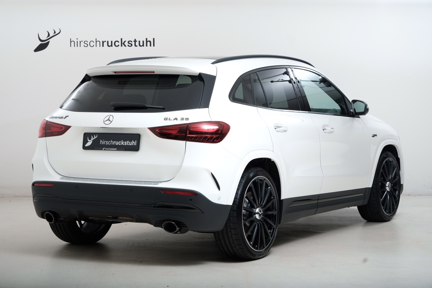 MERCEDES-BENZ GLA 35 AMG 4matic H247-image-4