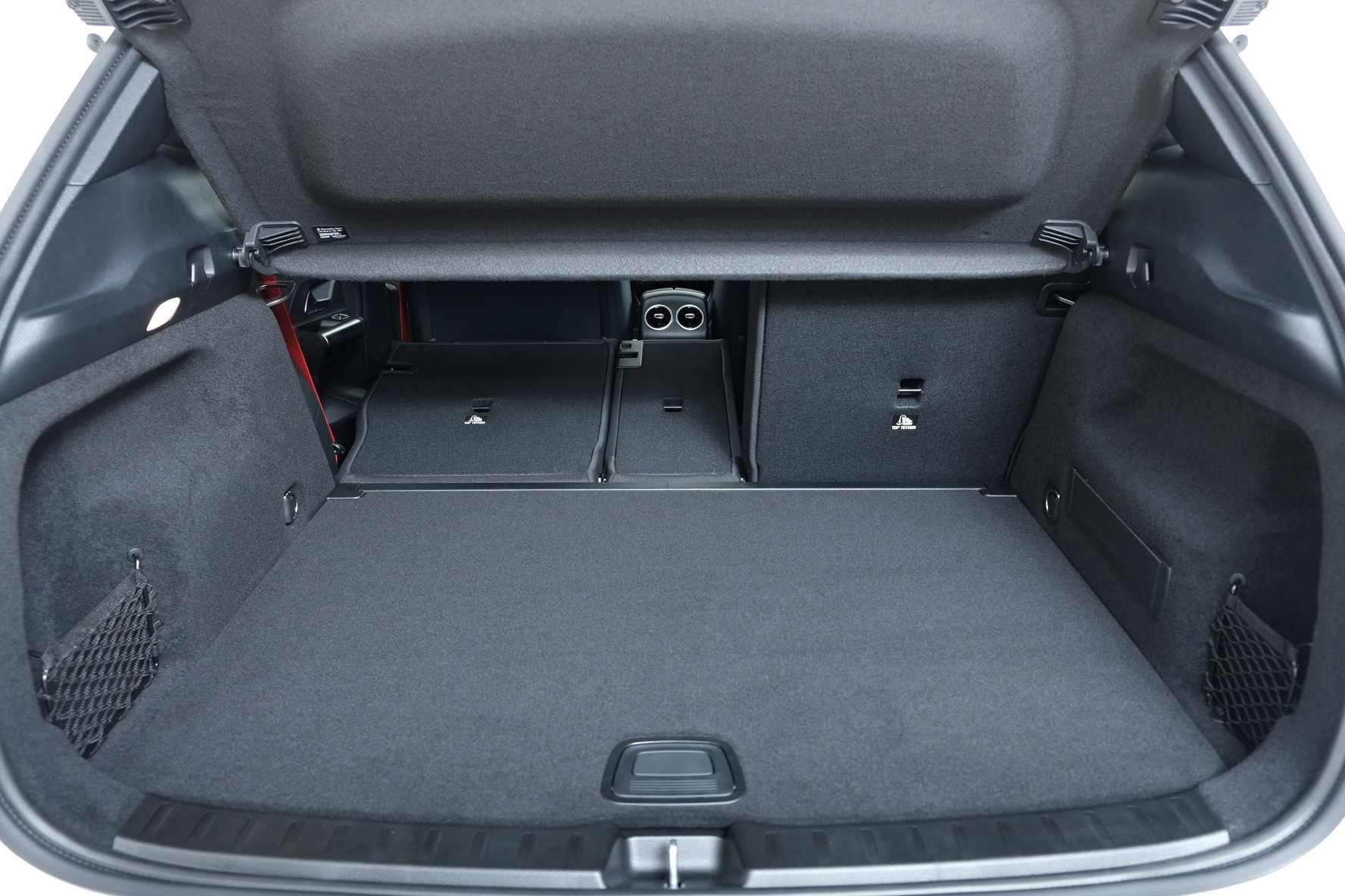 MERCEDES-BENZ GLA 35 AMG 4matic H247-image-15