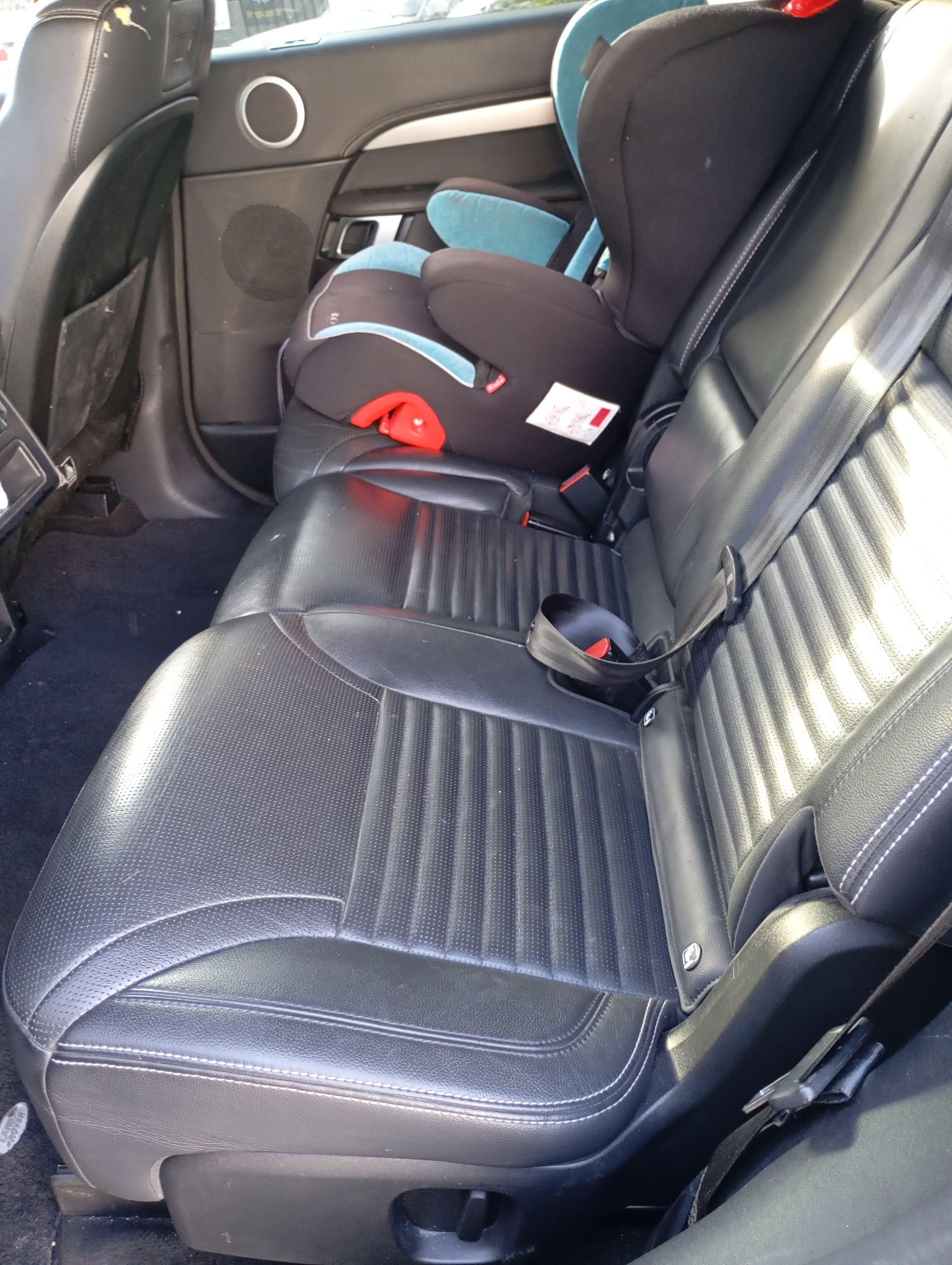 LAND ROVER Discovery 3.0D I6 250 SE AWD Automatic-image-8