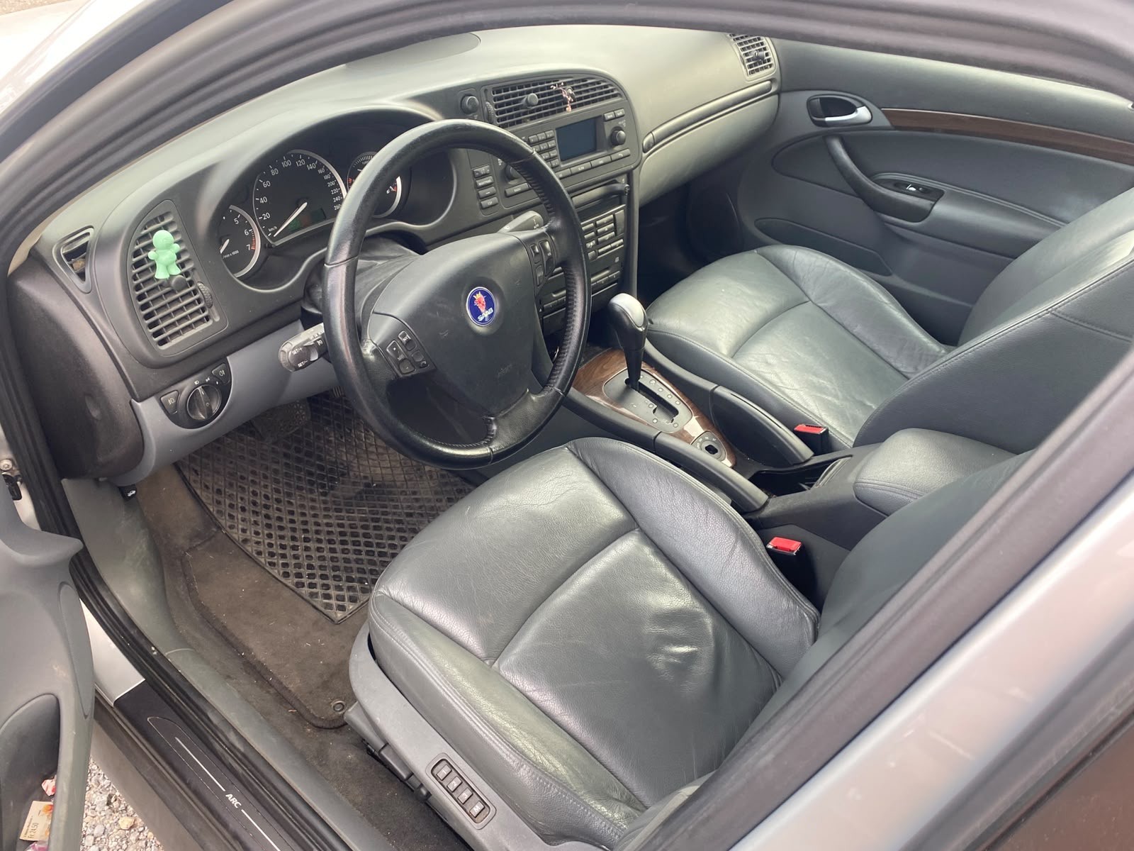 SAAB 9-3 2.0t Linear-image-11