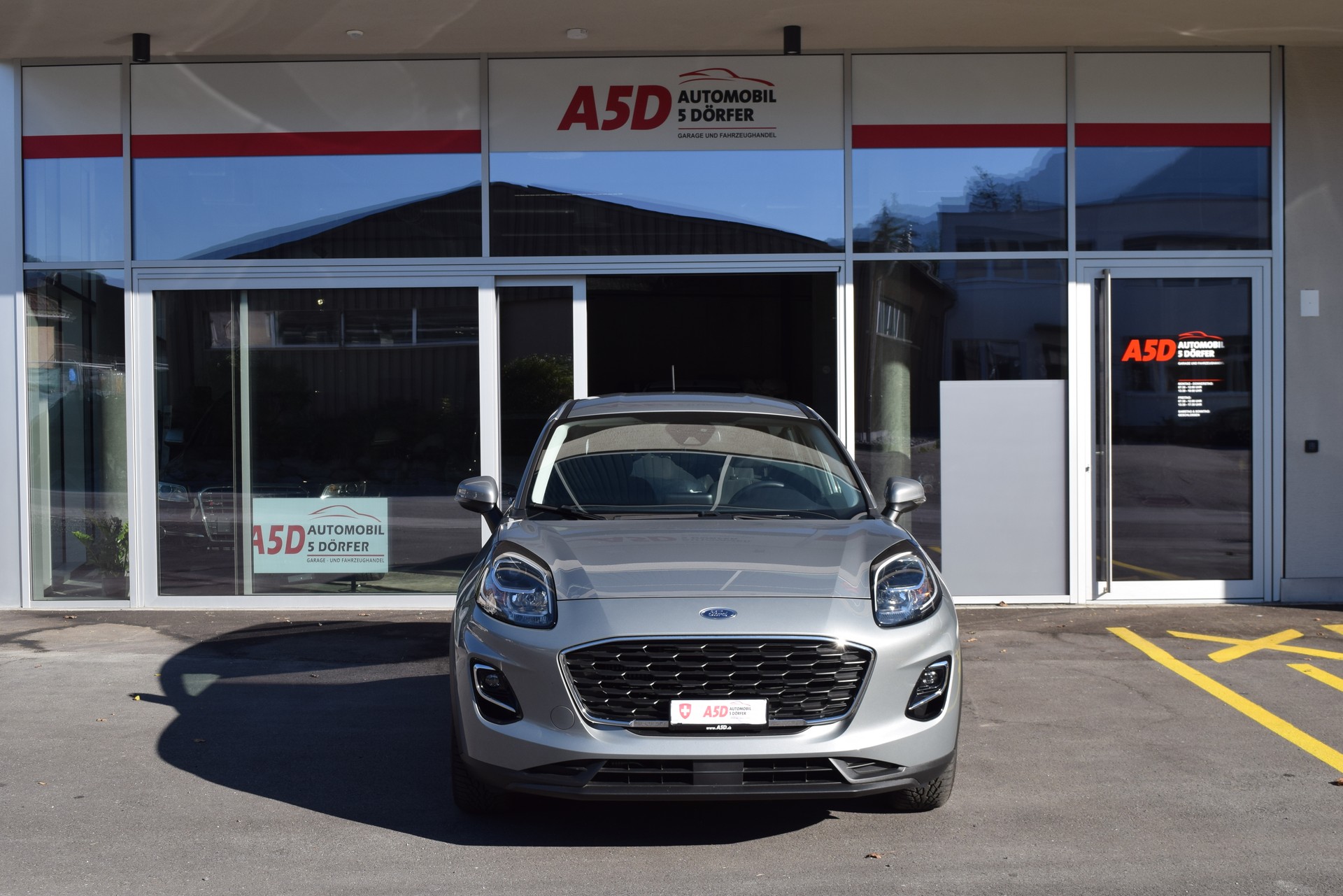 FORD Puma 1.0 SCTi Cool & Connect-image-0