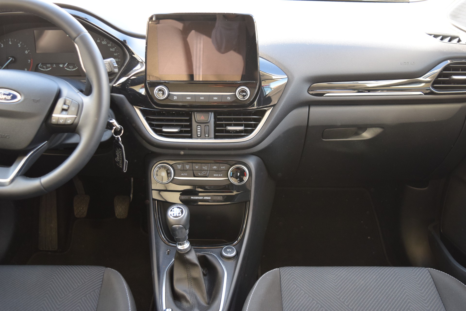 FORD Puma 1.0 SCTi Cool & Connect-image-12