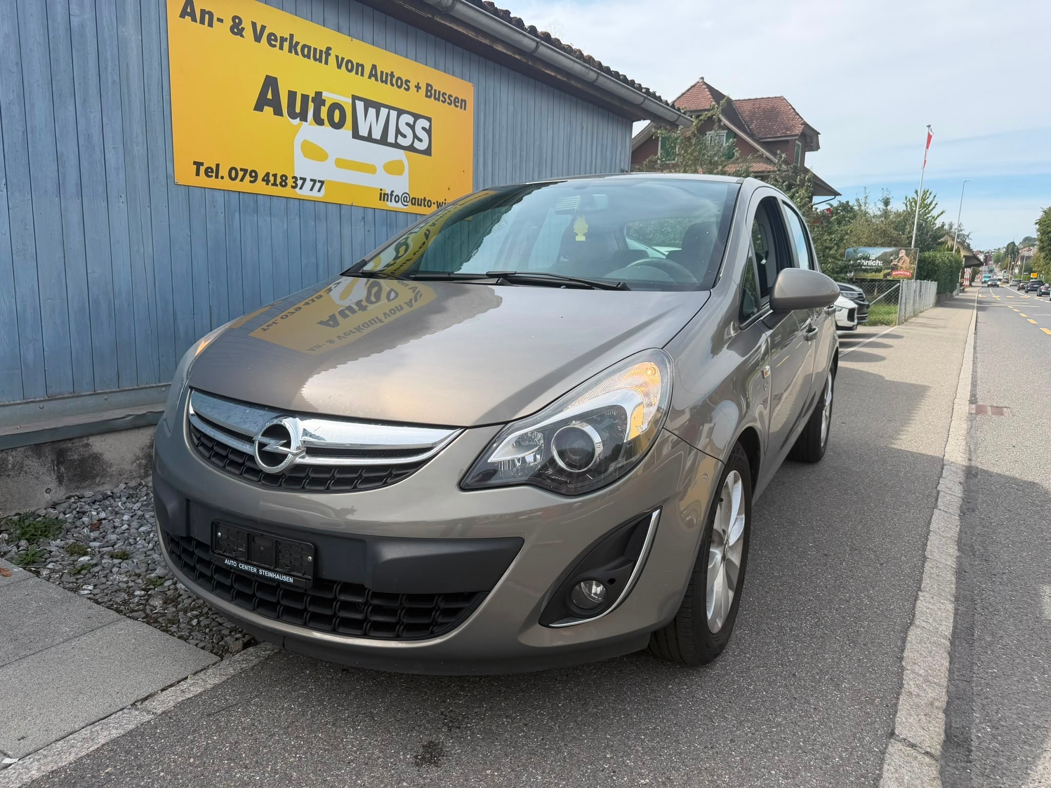 Car photo