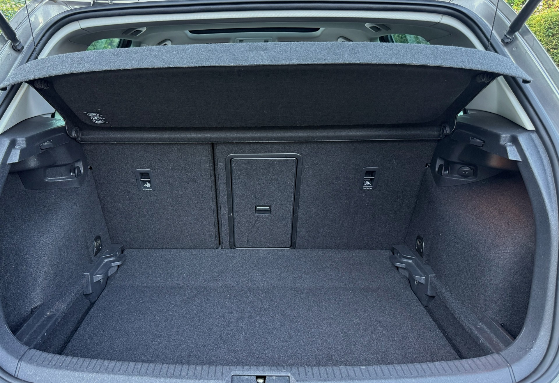 VW Golf 1.4 TSI Highline DSG 140 PS | Panorama | ACC | Leder | CarPlay | Kamera-image-15