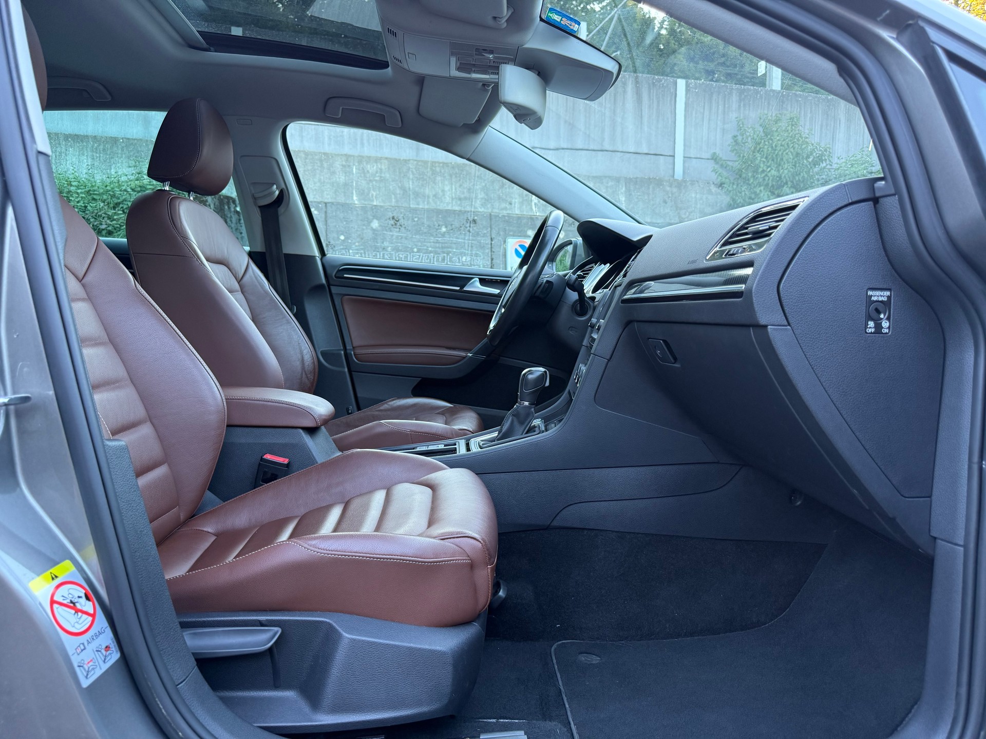 VW Golf 1.4 TSI Highline DSG 140 PS | Panorama | ACC | Leder | CarPlay | Kamera-image-10