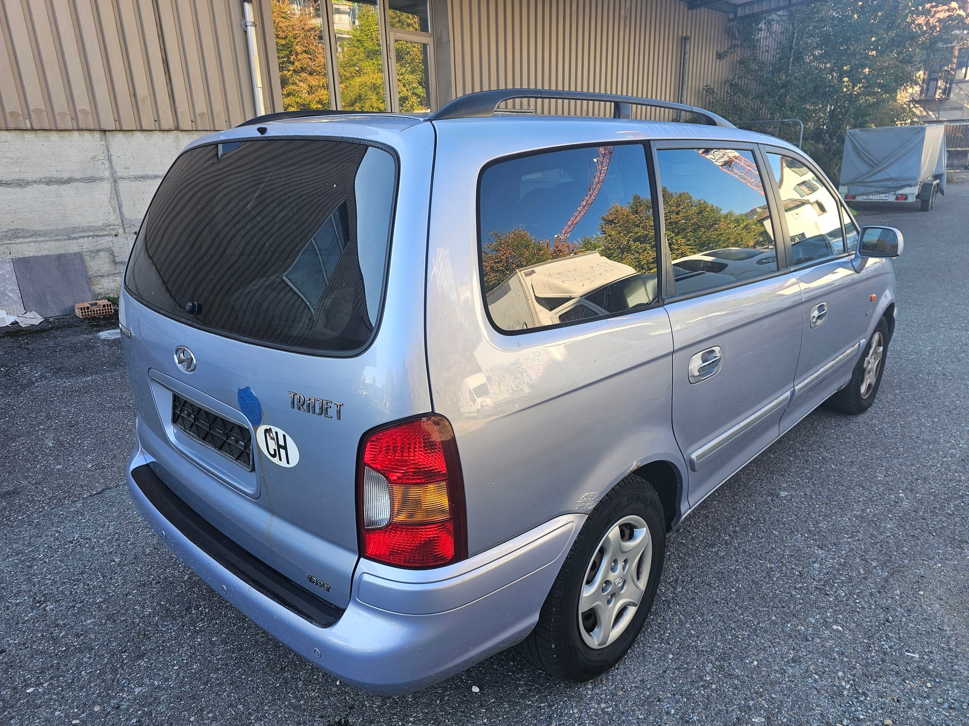 HYUNDAI Trajet 2.7 V6 GLS Automatic-image-4