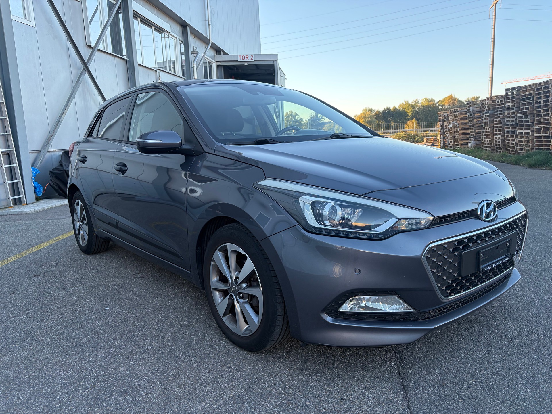 HYUNDAI i20 1.4 Vertex Automatic-image-5