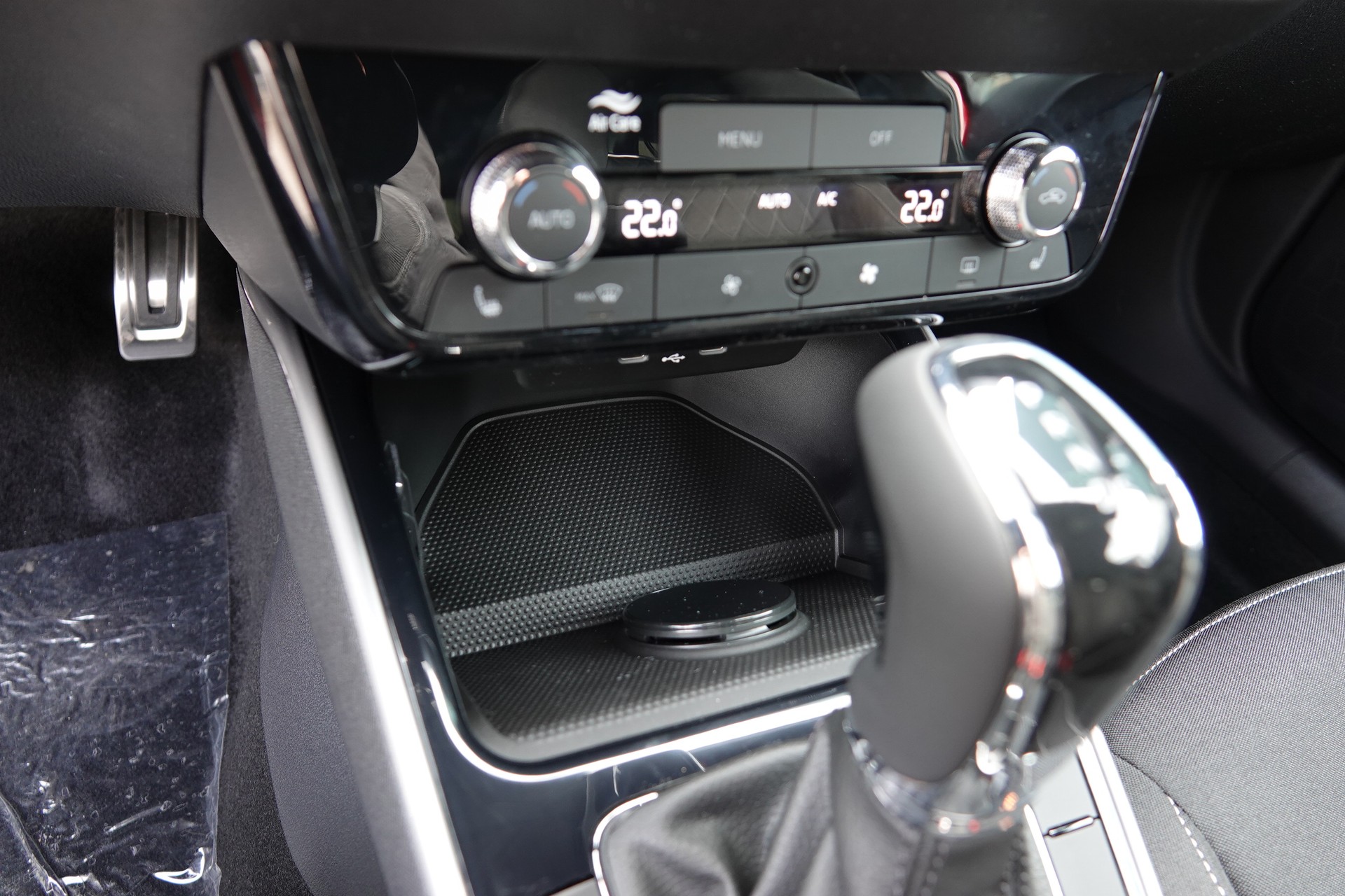 SKODA Fabia 1.0 TSI Dynamic DSG-image-13