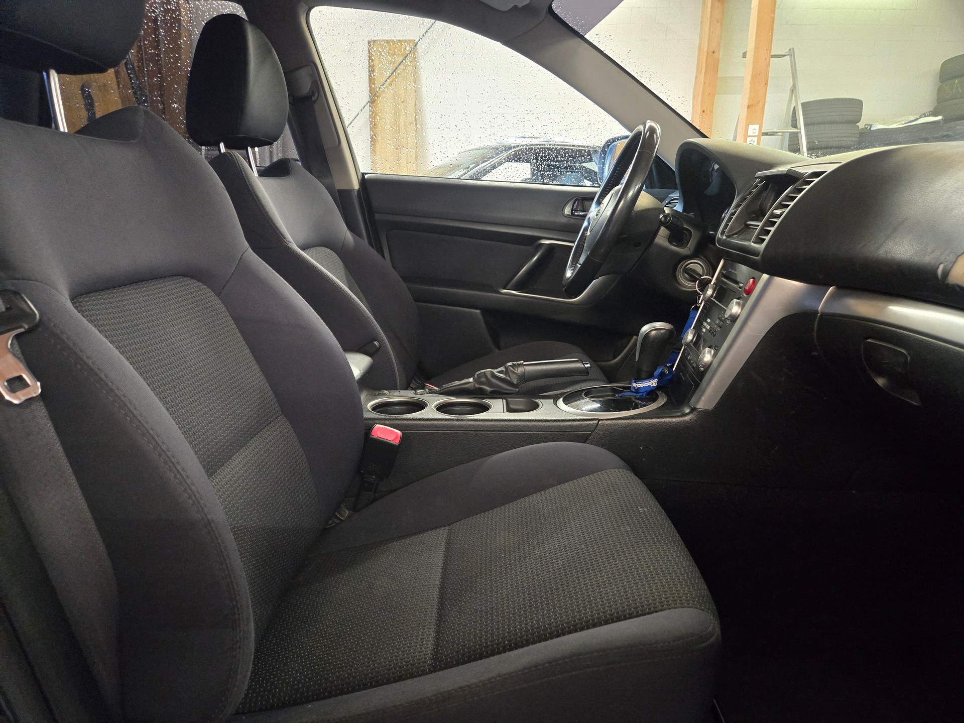 SUBARU Legacy 2.0R AWD Swiss Automatic-image-4