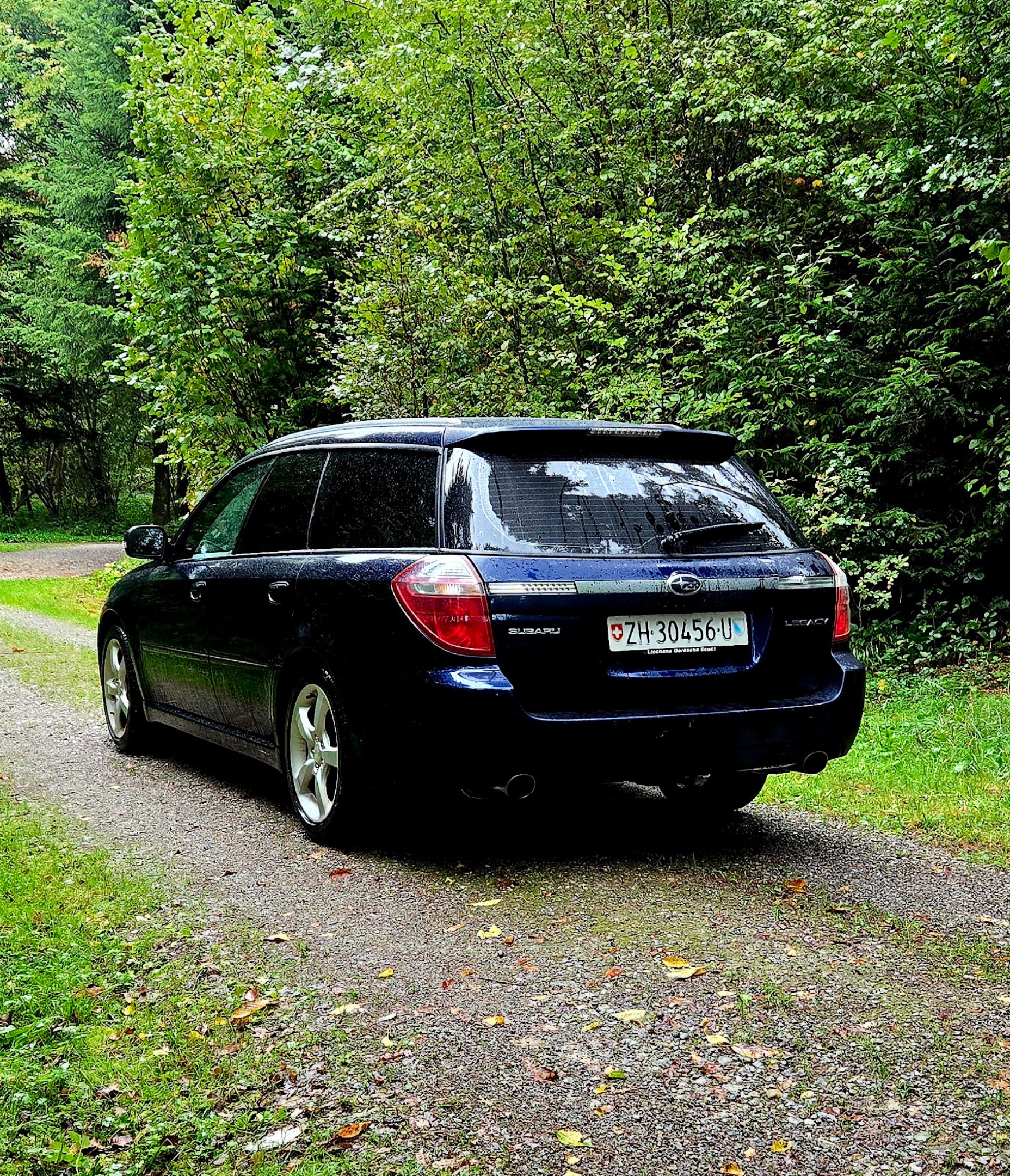 SUBARU Legacy 2.0R AWD Swiss Automatic-image-2
