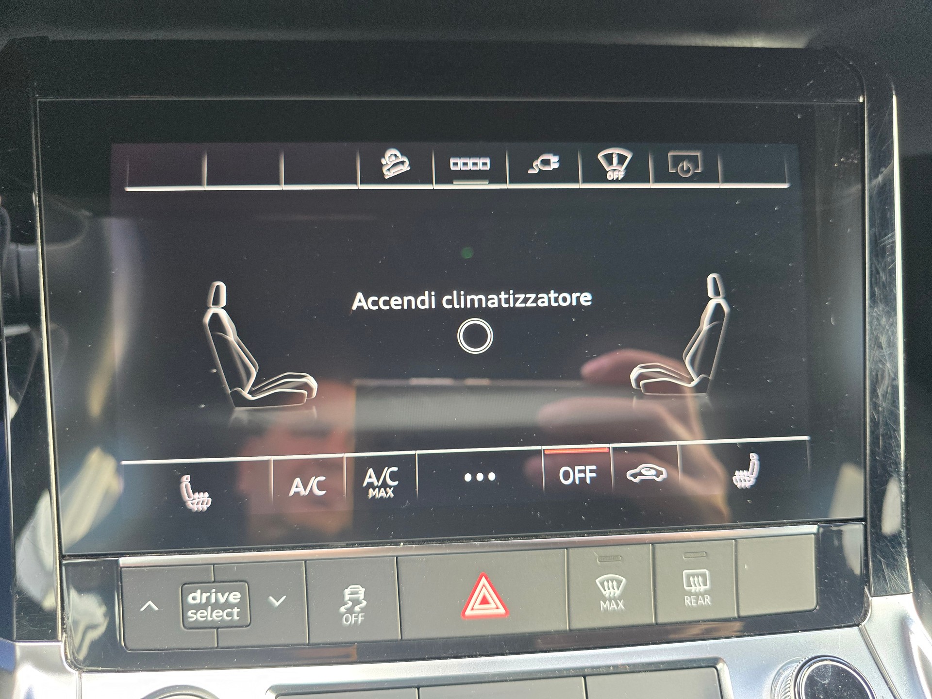 AUDI e-tron 50 Sportback Attraction quattro-image-13