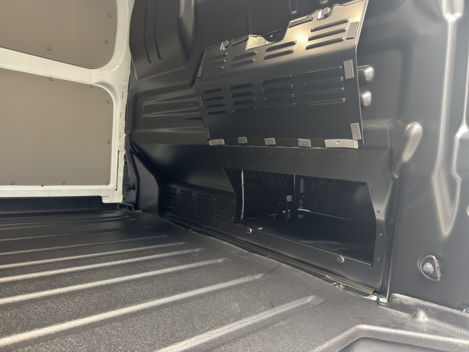 FORD Transit Custom Van 320 L1 2.0 EcoBlue 136PS Trend Automat-image-17