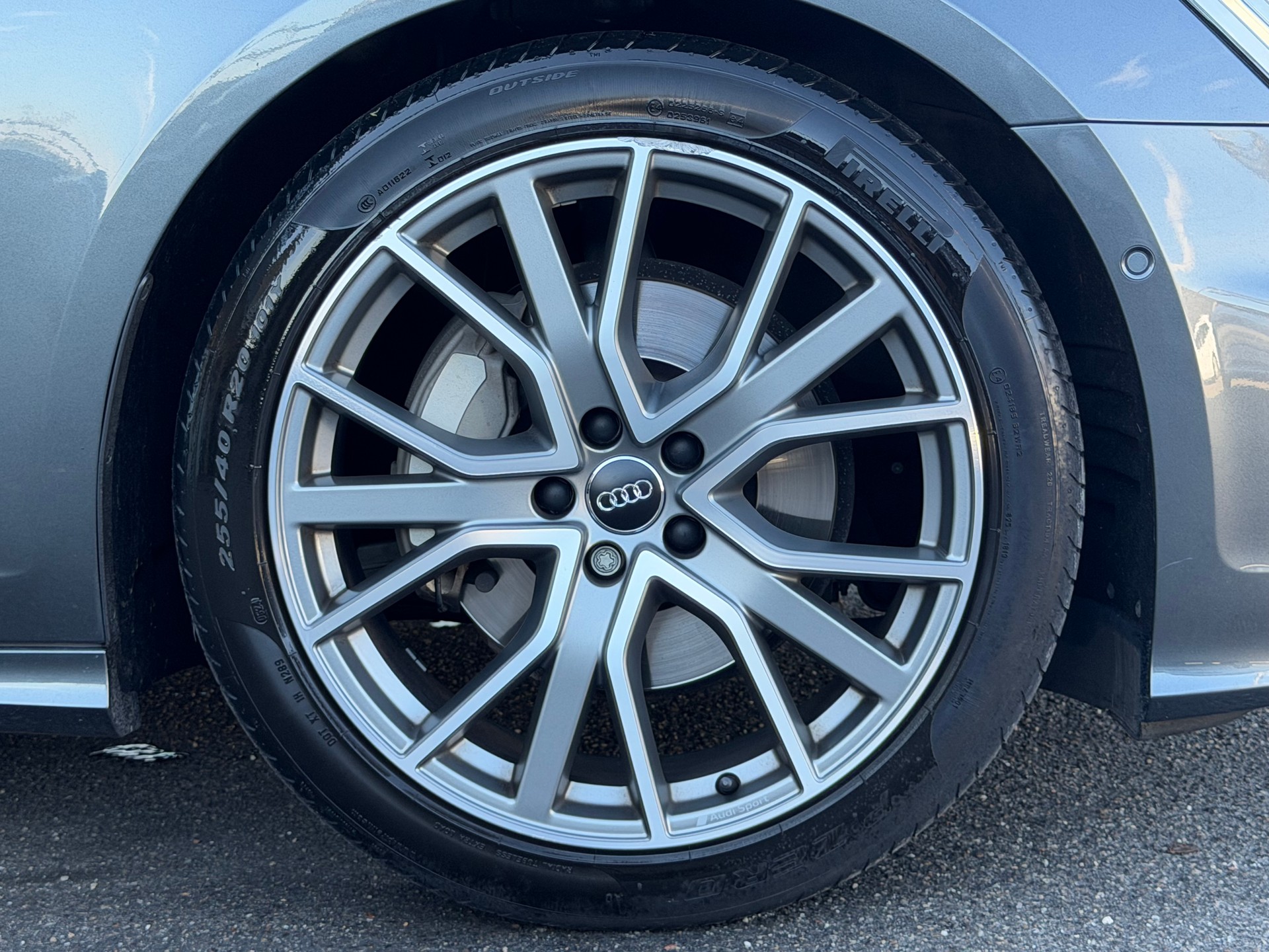 AUDI A6 Avant 45 TFSI Sport Attraction quattro S-tronic-image-5