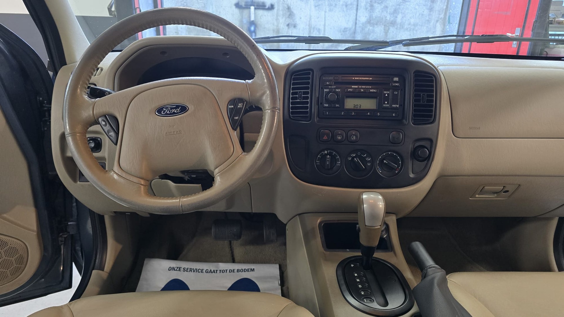 FORD Maverick 3.0 24V Executive 4X4-image-12