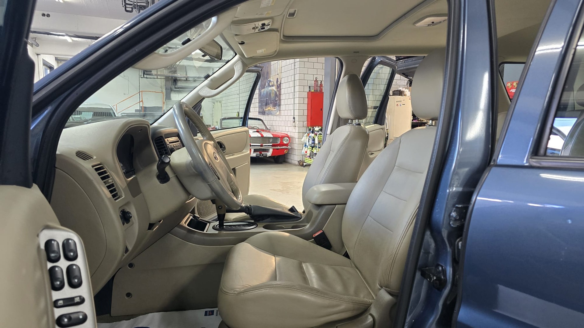 FORD Maverick 3.0 24V Executive 4X4-image-10