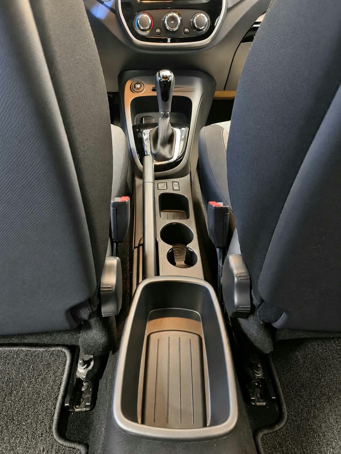 RENAULT Captur 1.2 T 16V Dynamique EDC-image-15