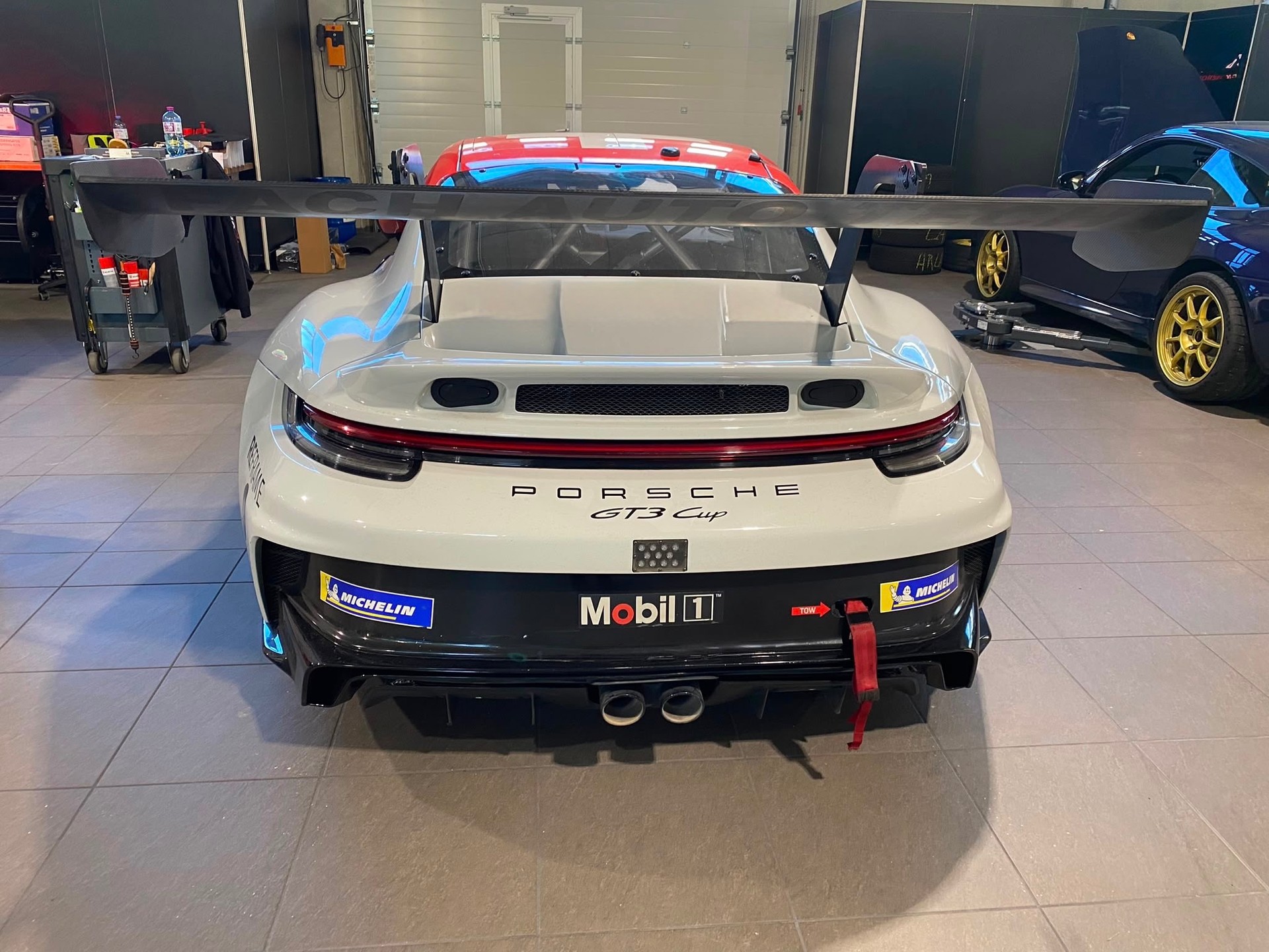 PORSCHE 911 GT3 CUP 992-image-4