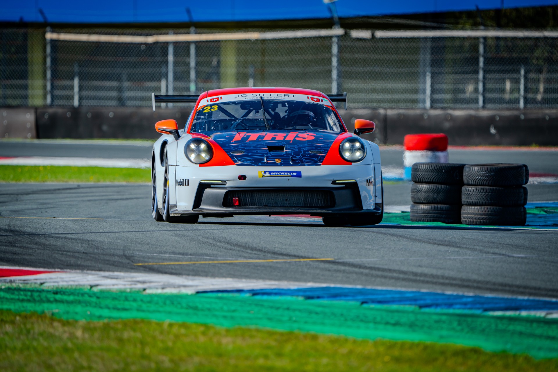 PORSCHE 911 GT3 CUP 992-image-1