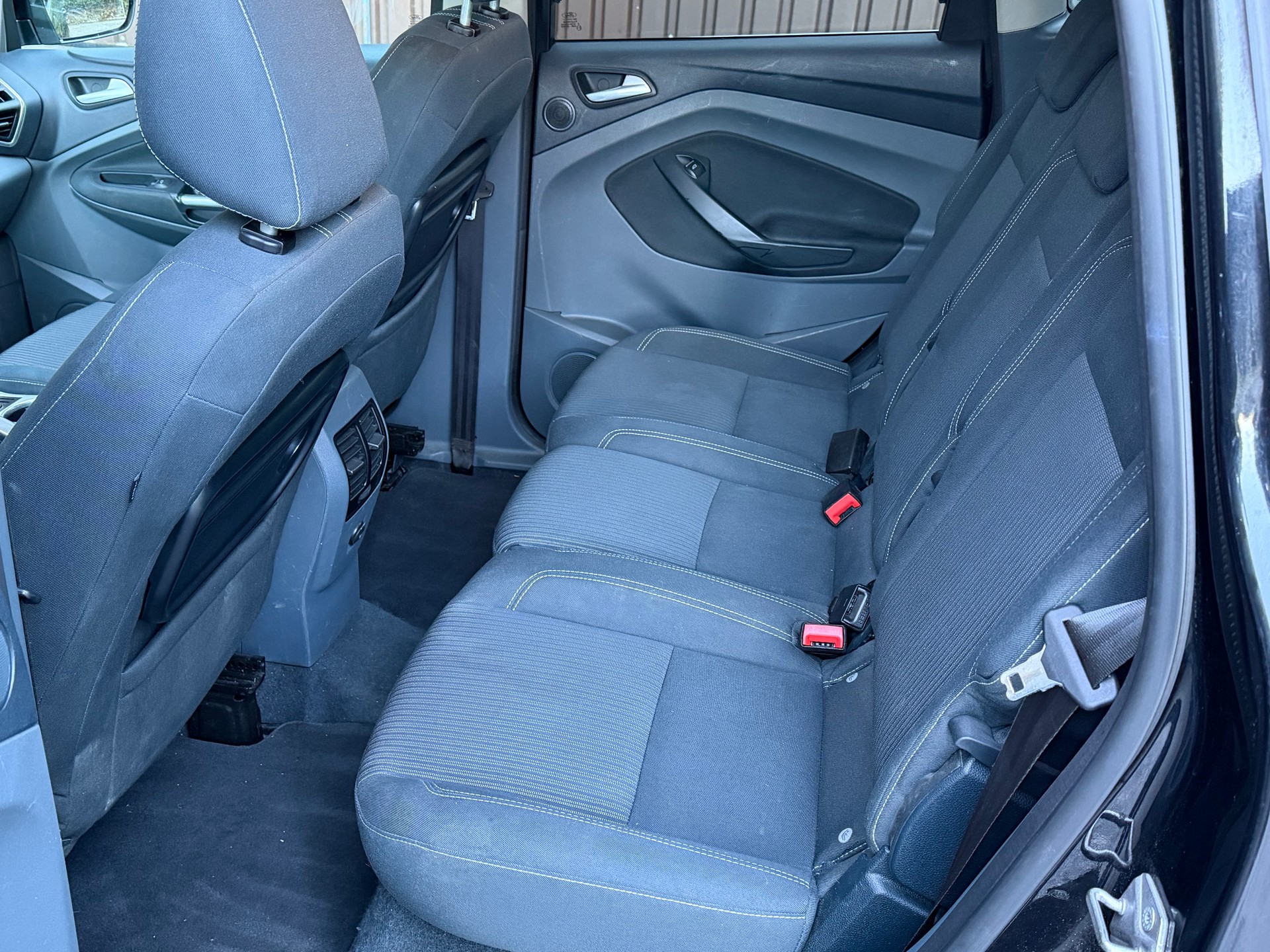 FORD C-Max 1.6 SCTi Titanium-image-4