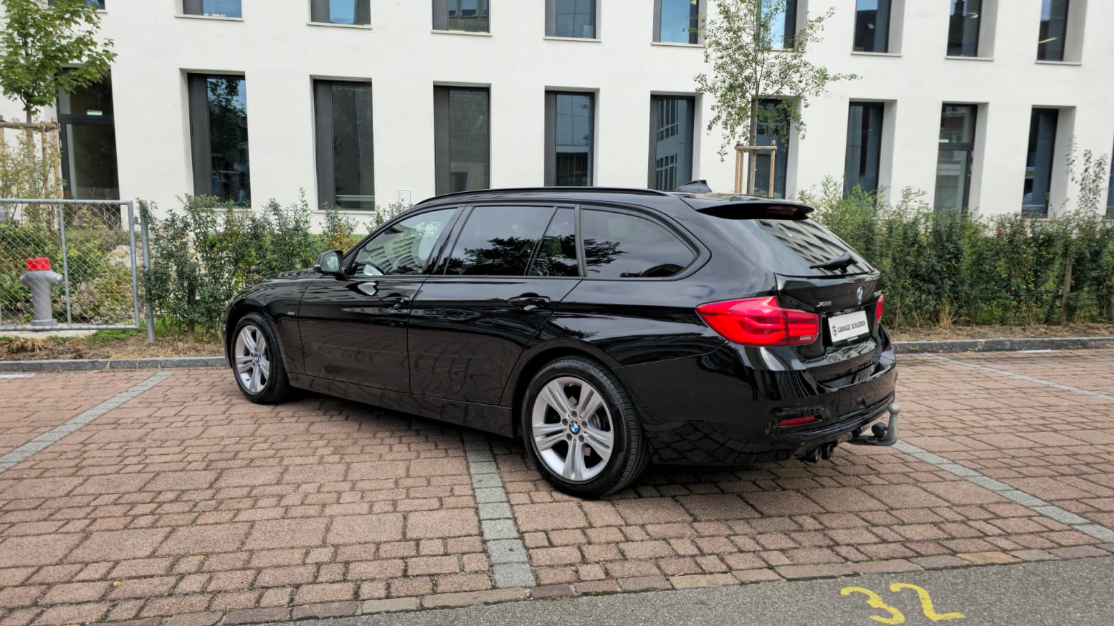 BMW 320d xDrive Touring Sport Line Steptronic| Frisch ab MFK und Service| Elk Anhänger Kupplung| **Top Ausstattung**-image-6