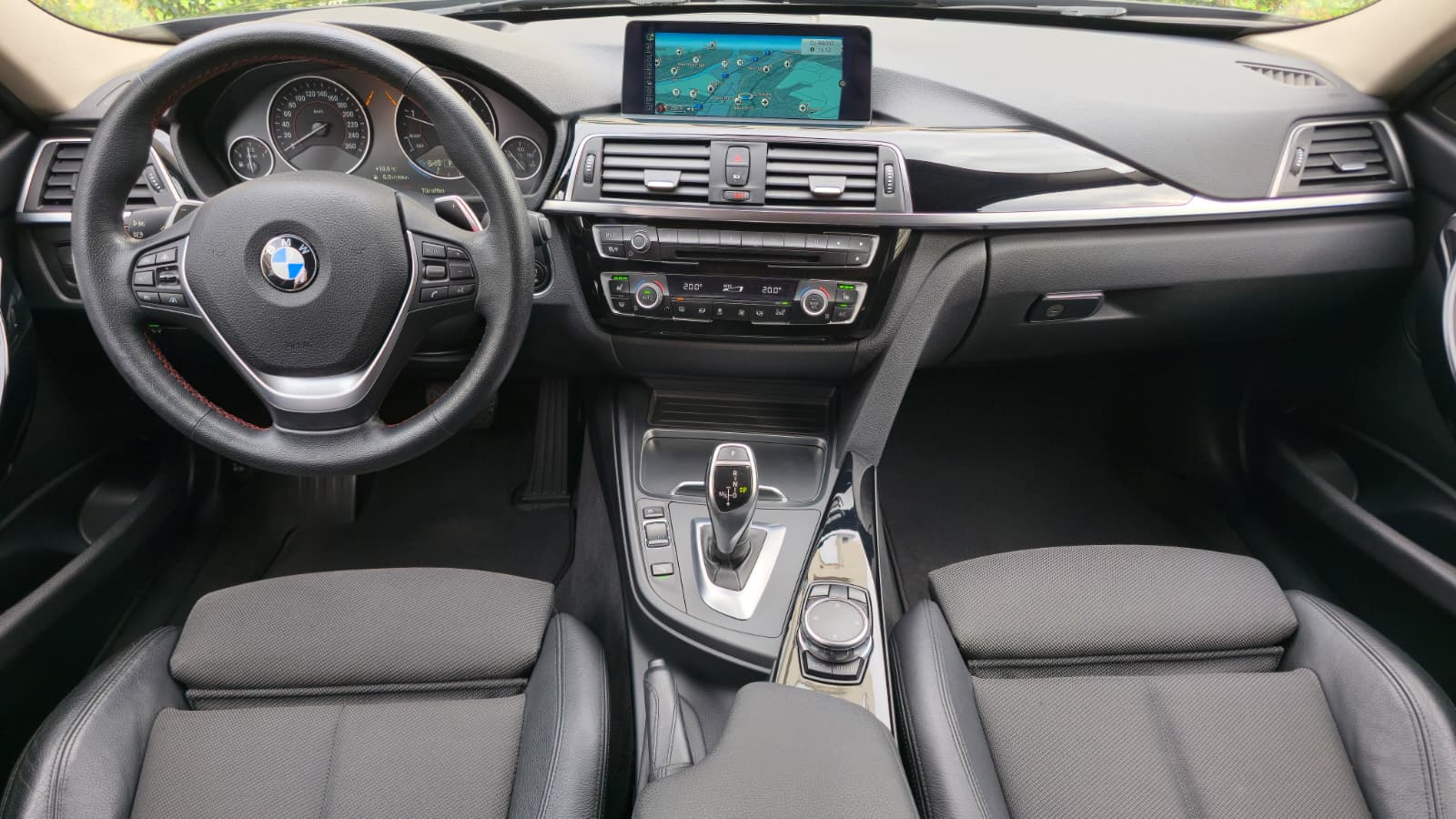 BMW 320d xDrive Touring Sport Line Steptronic| Frisch ab MFK und Service| Elk Anhänger Kupplung| **Top Ausstattung**-image-13