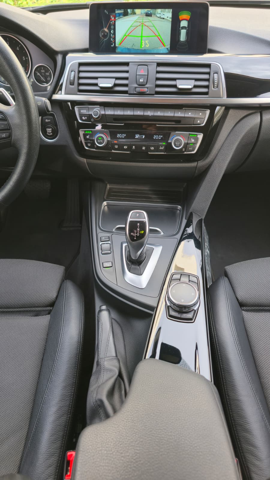BMW 320d xDrive Touring Sport Line Steptronic| Frisch ab MFK und Service| Elk Anhänger Kupplung| **Top Ausstattung**-image-14
