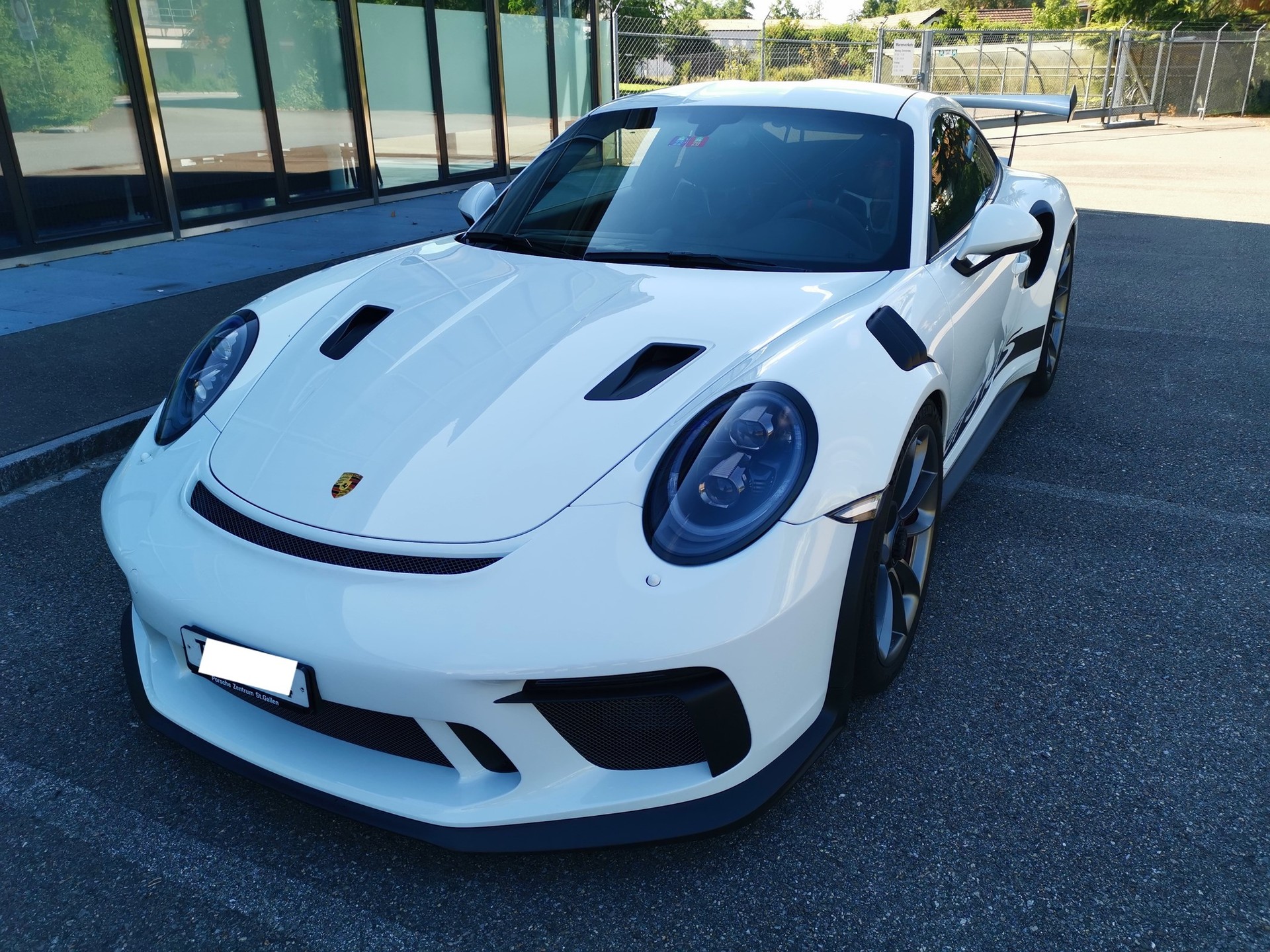 PORSCHE 911 GT3 RS PDK-image-2