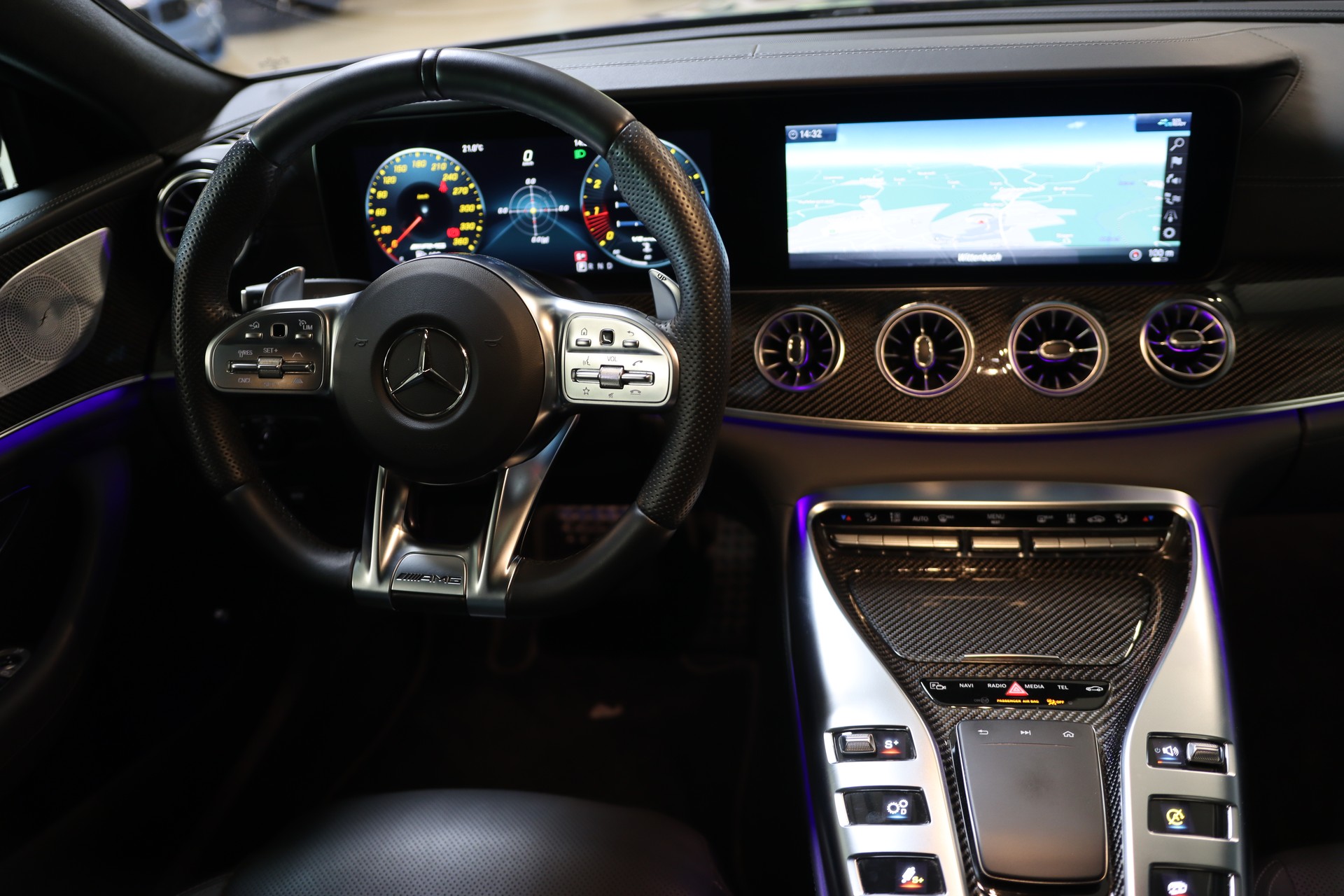 MERCEDES-BENZ AMG GT 4 63 S 4Matic+ Speedshift MCT-image-12