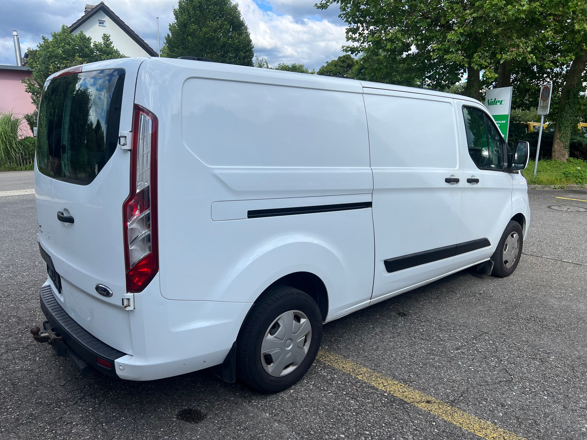 FORD Transit Custom Van 300 L2H1 Trend-image-4