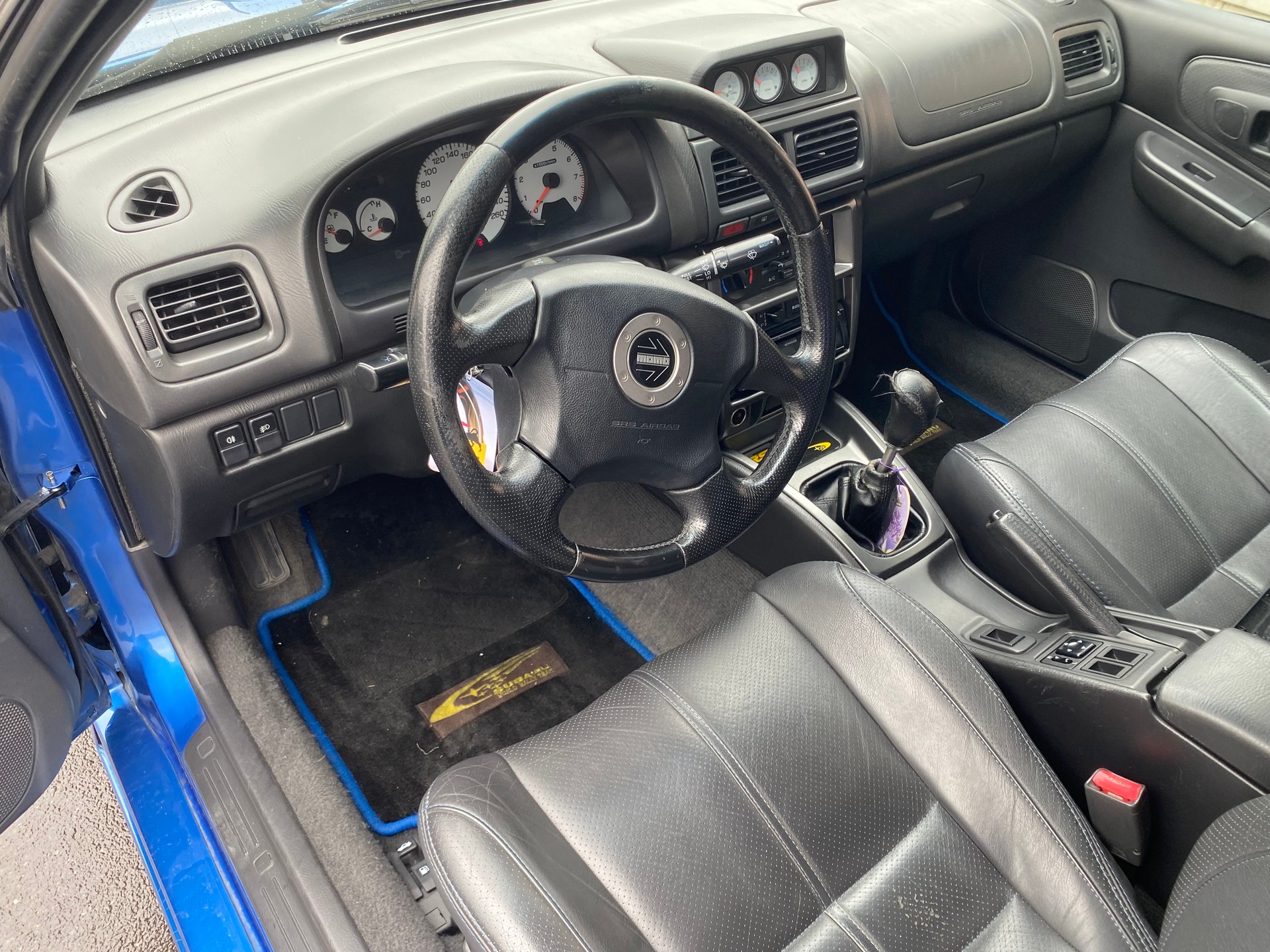 SUBARU Impreza 2.0 Turbo RS-image-9