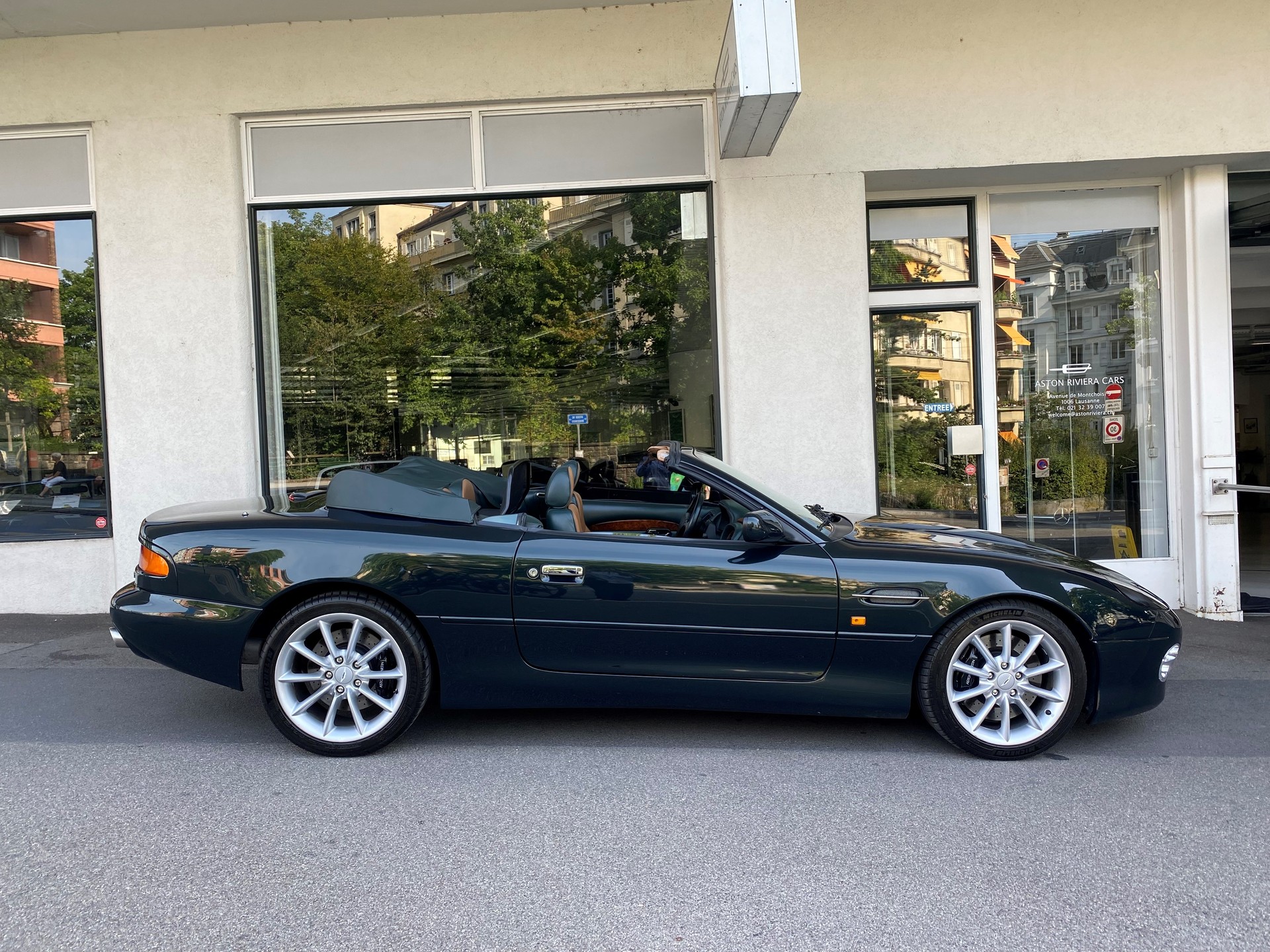 ASTON MARTIN DB7 Vantage Volante-image-9