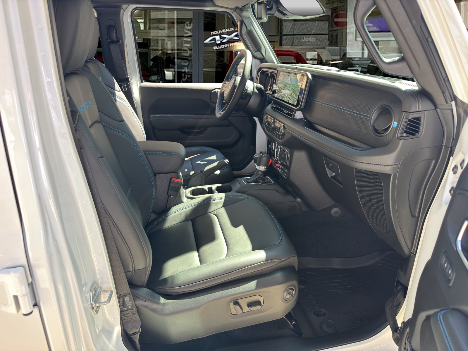 JEEP Wrangler 2.0 PHEV Unlimited Rubicon DT Automatic-image-15