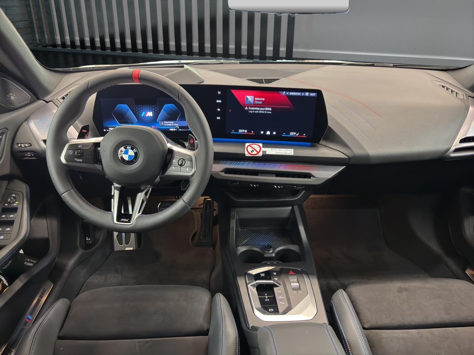 BMW M235i xDrive Gran Coupé M Sport Pro-image-9