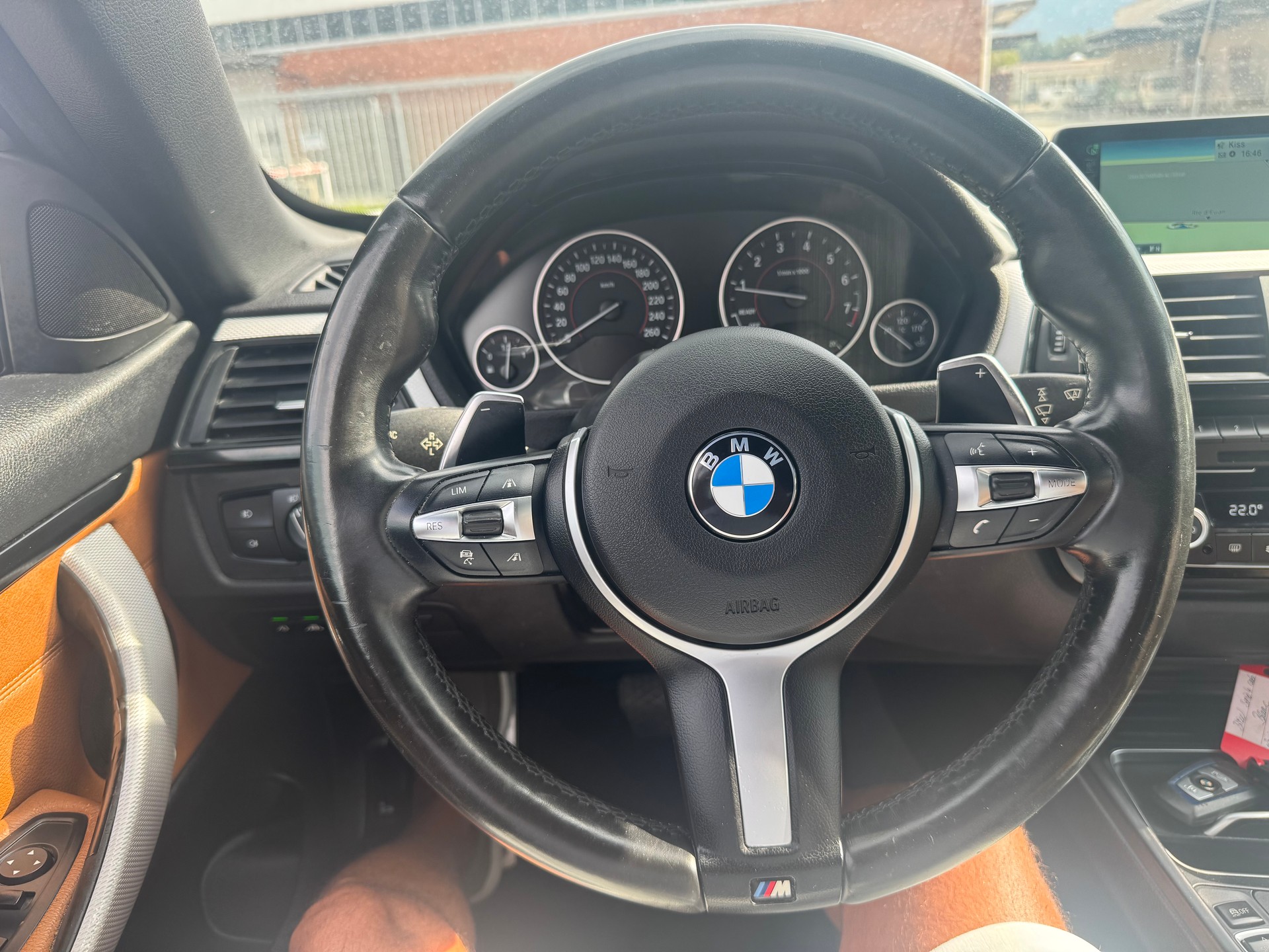 BMW 430i Cabriolet xDrive M Sport Steptronic-image-9