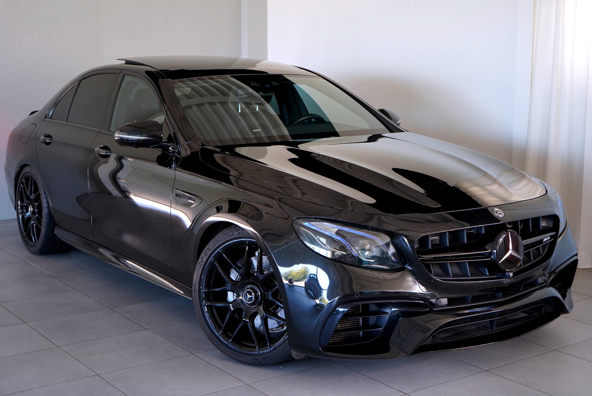 MERCEDES-BENZ E 63 AMG 4Matic+ Speedshift MCT-image-1