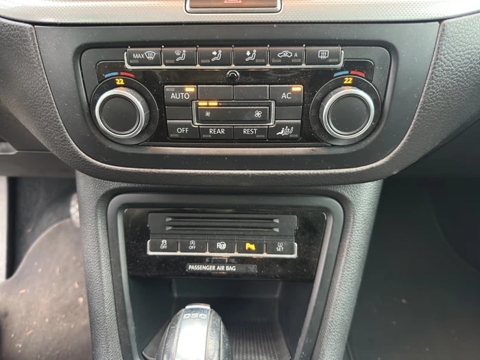 VW Sharan 2.0 TDI BlueMotion Technology Trendline DSG-image-14