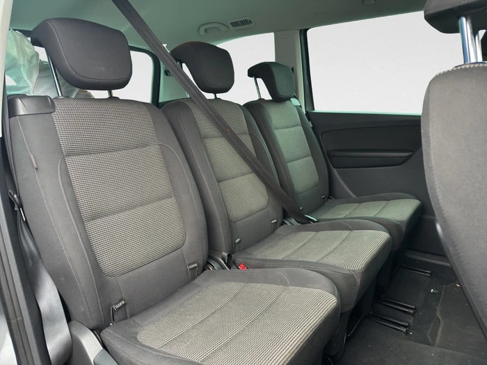 VW Sharan 2.0 TDI BlueMotion Technology Trendline DSG-image-11