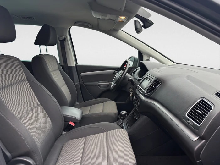 VW Sharan 2.0 TDI BlueMotion Technology Trendline DSG-image-10