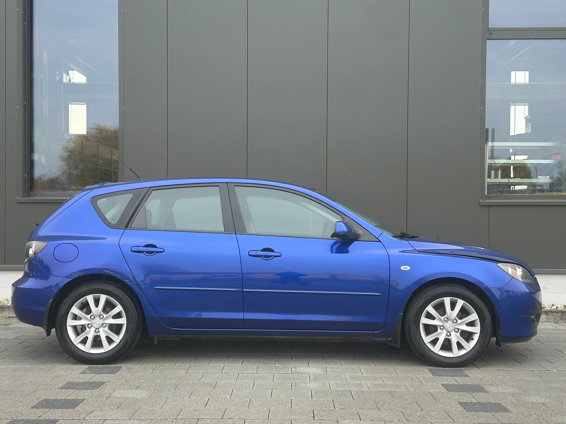 MAZDA 3 1.6 16V Confort MFK 04 2024-image-2