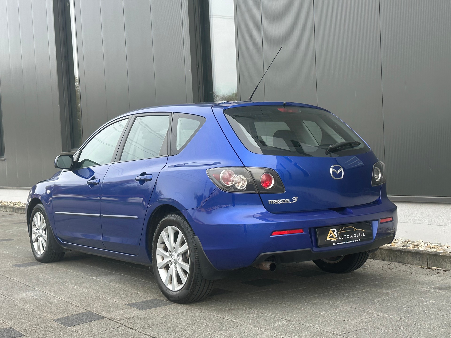 MAZDA 3 1.6 16V Confort MFK 04 2024-image-7