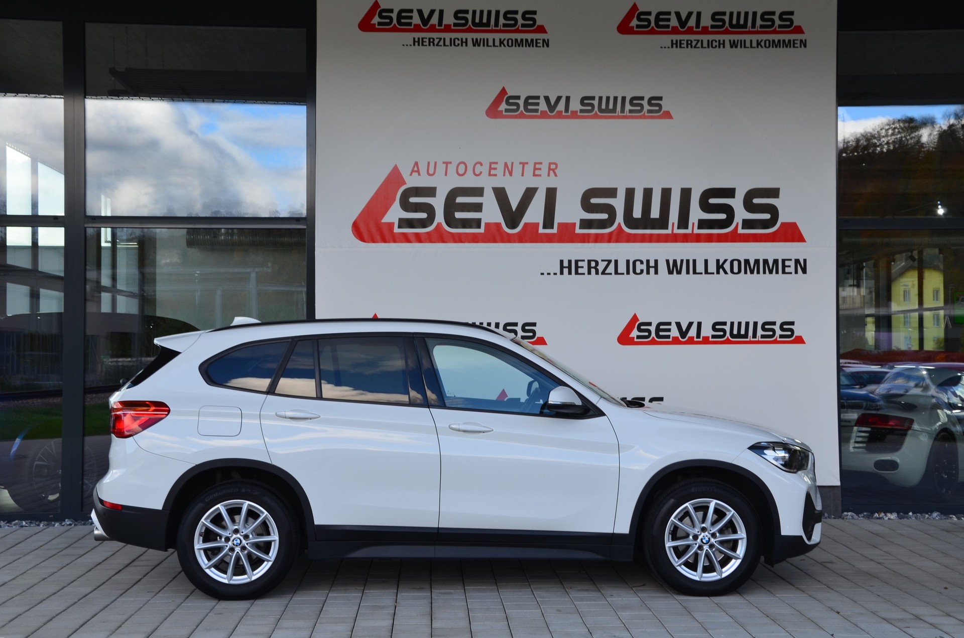 BMW X1 xDrive 18d Steptronic*Frisch ab MFK,1 Jahr oder 20'000km Garantie auf Motor und Getriebe*-image-3