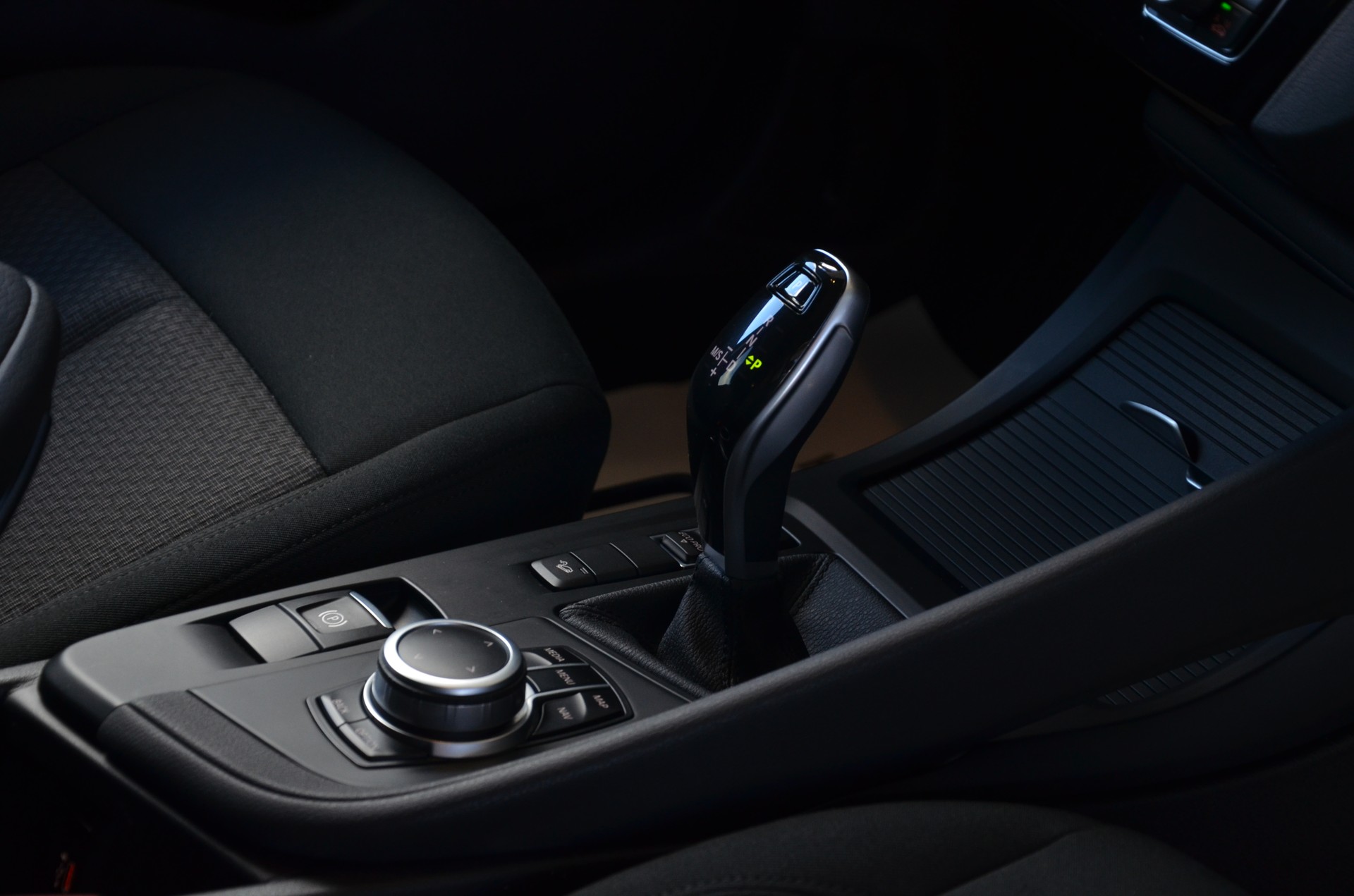 BMW X1 xDrive 18d Steptronic*Frisch ab MFK,1 Jahr oder 20'000km Garantie auf Motor und Getriebe*-image-13