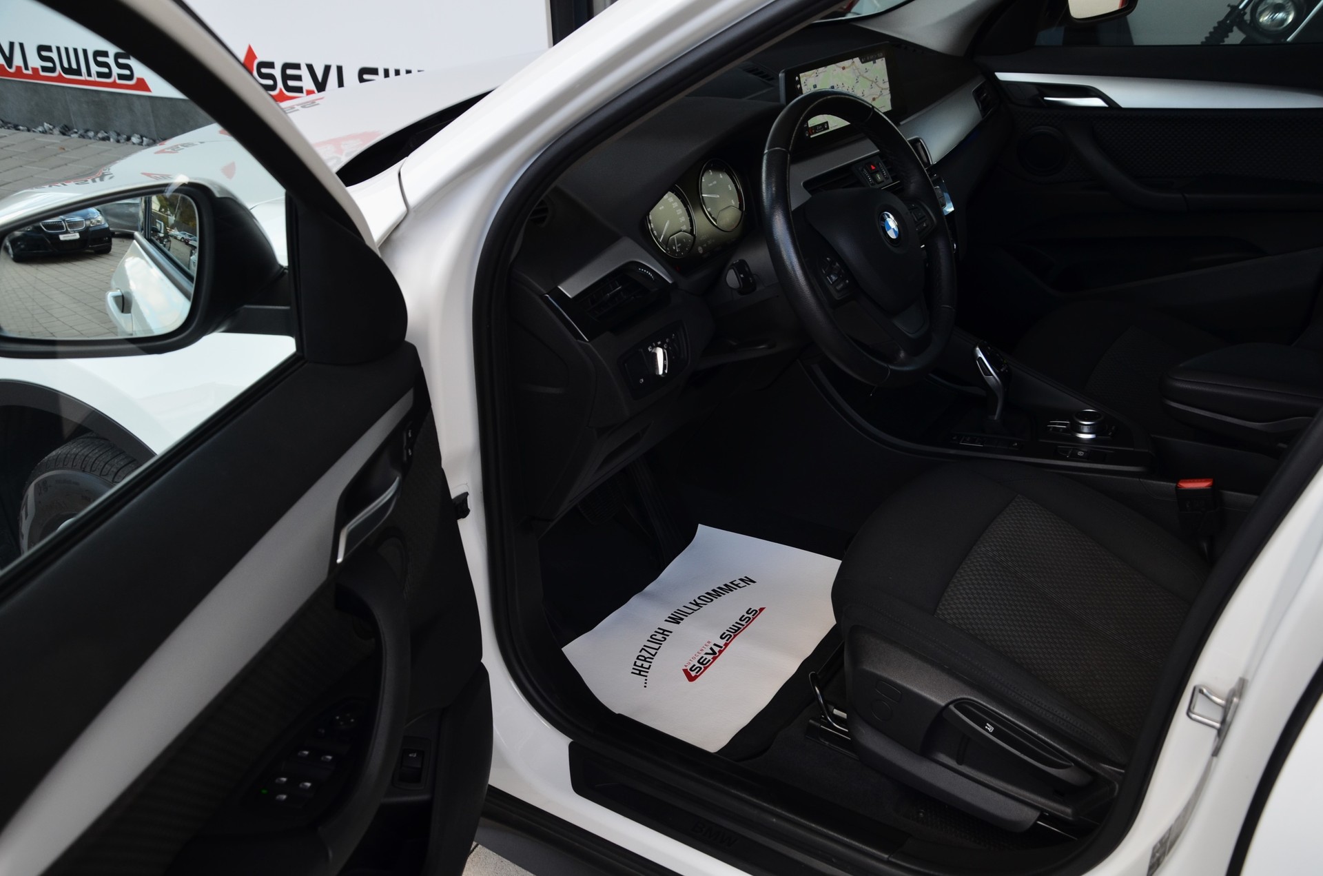 BMW X1 xDrive 18d Steptronic*Frisch ab MFK,1 Jahr oder 20'000km Garantie auf Motor und Getriebe*-image-9