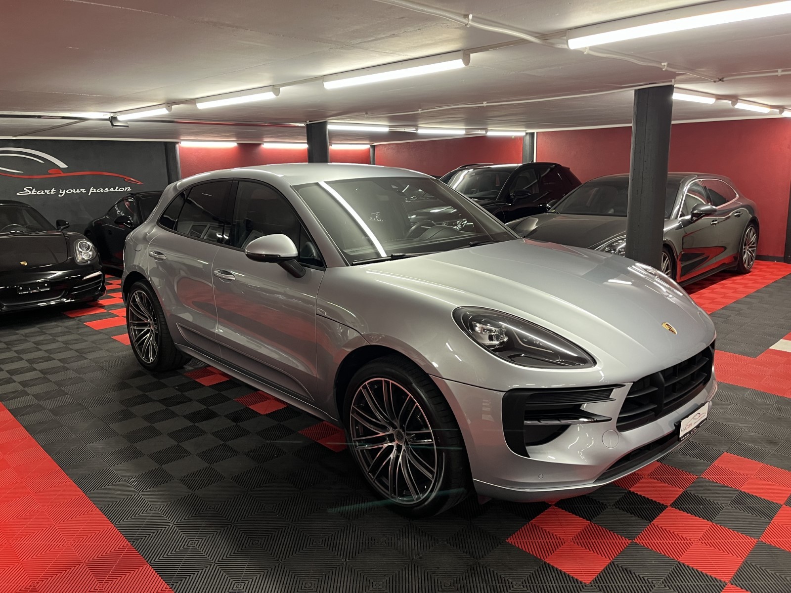 PORSCHE Macan PDK-image-3