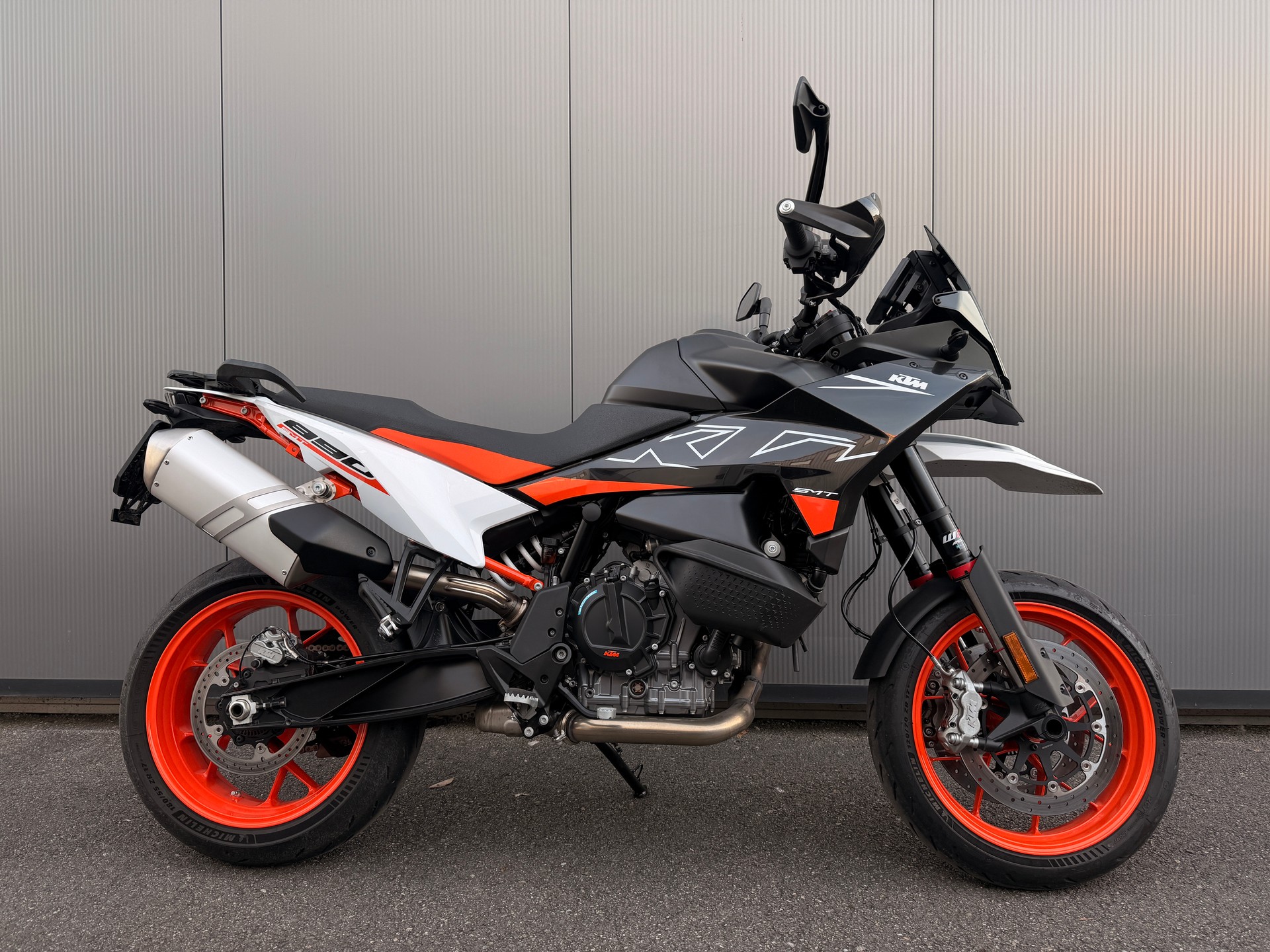 KTM 890 SMT