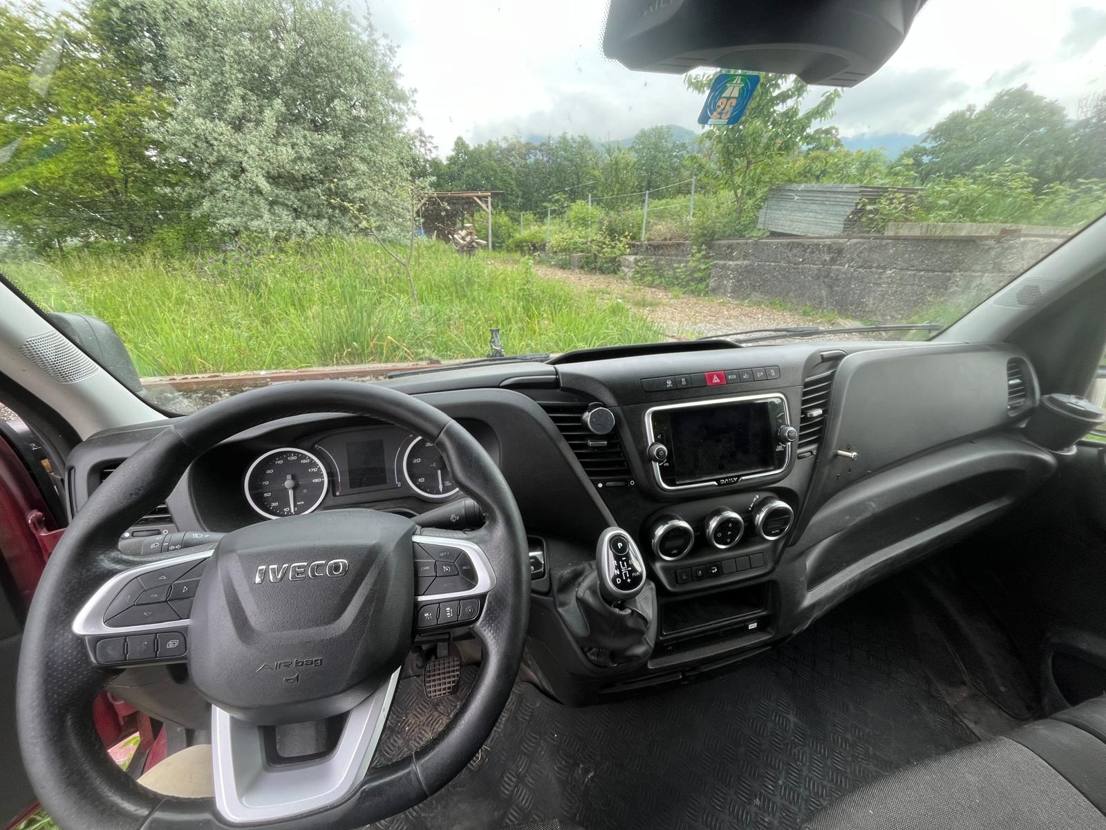 IVECO 35 S 18-image-6