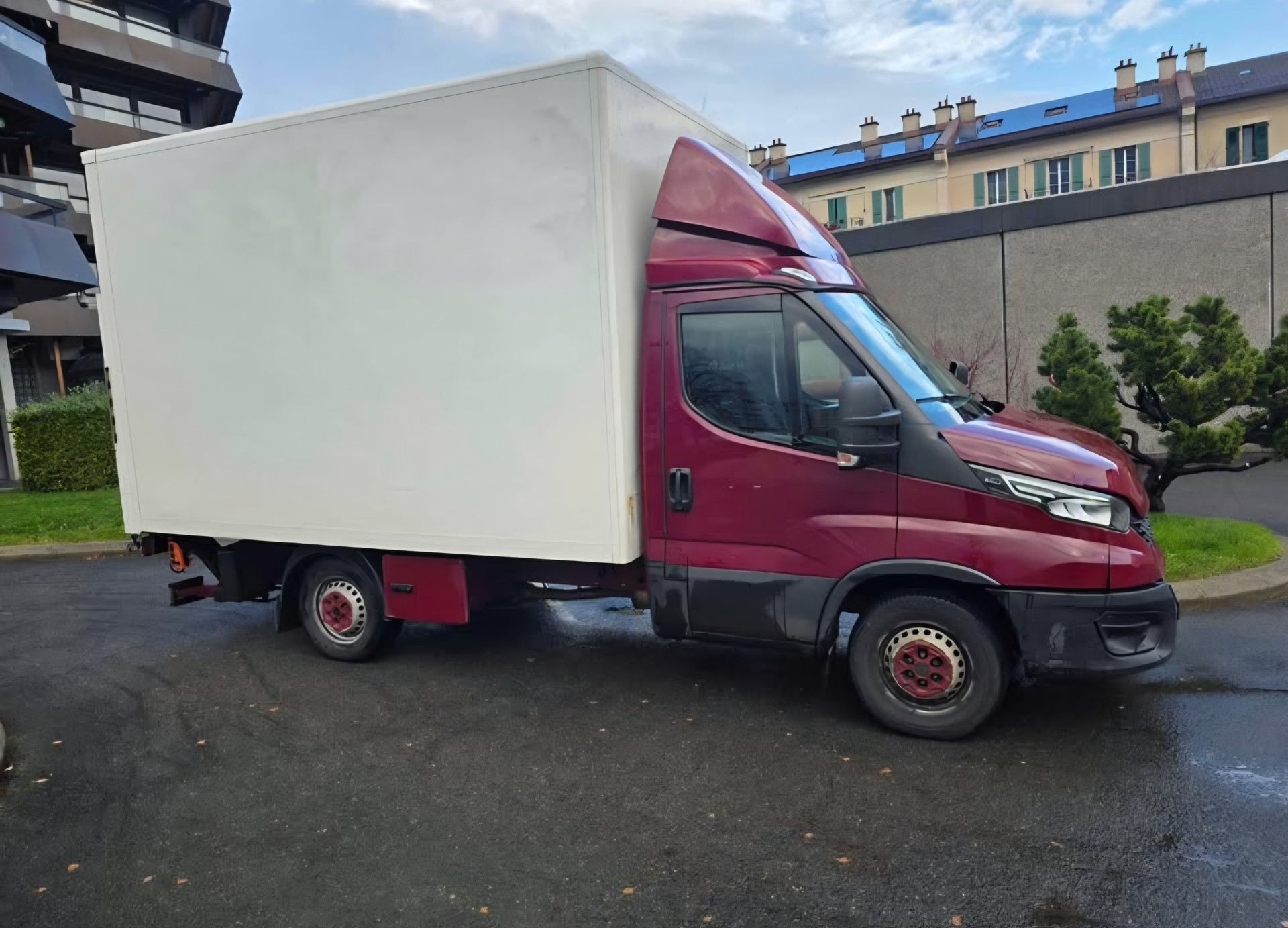IVECO 35 S 18-image-2