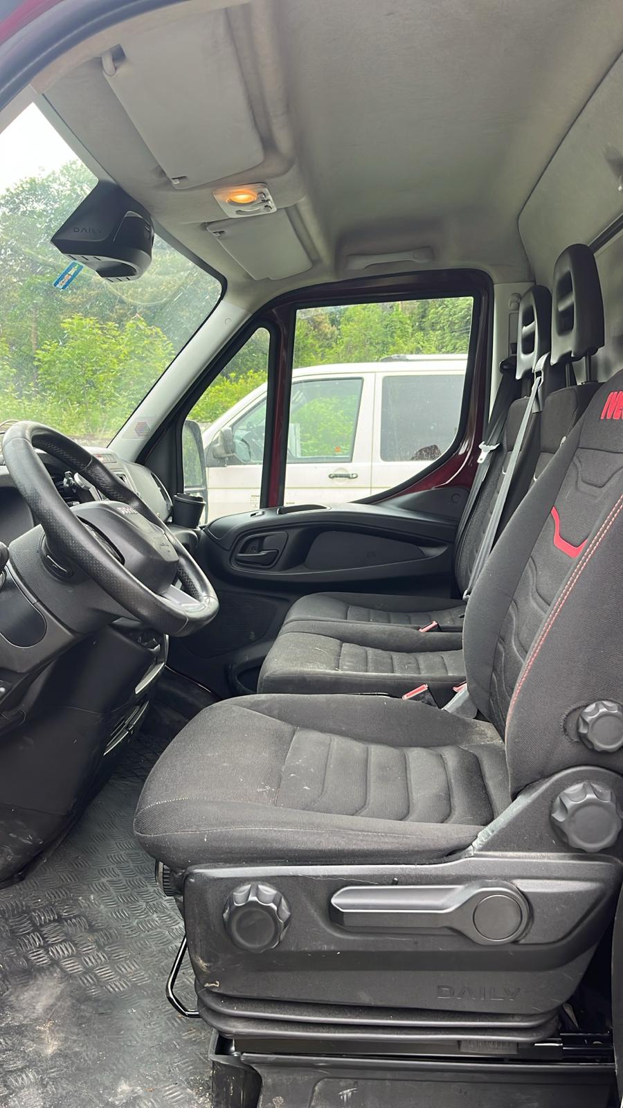 IVECO 35 S 18-image-5