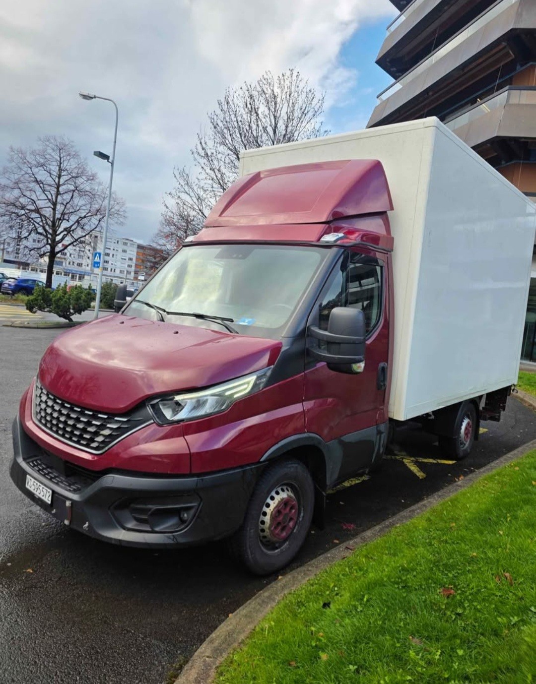 IVECO 35 S 18-image-1