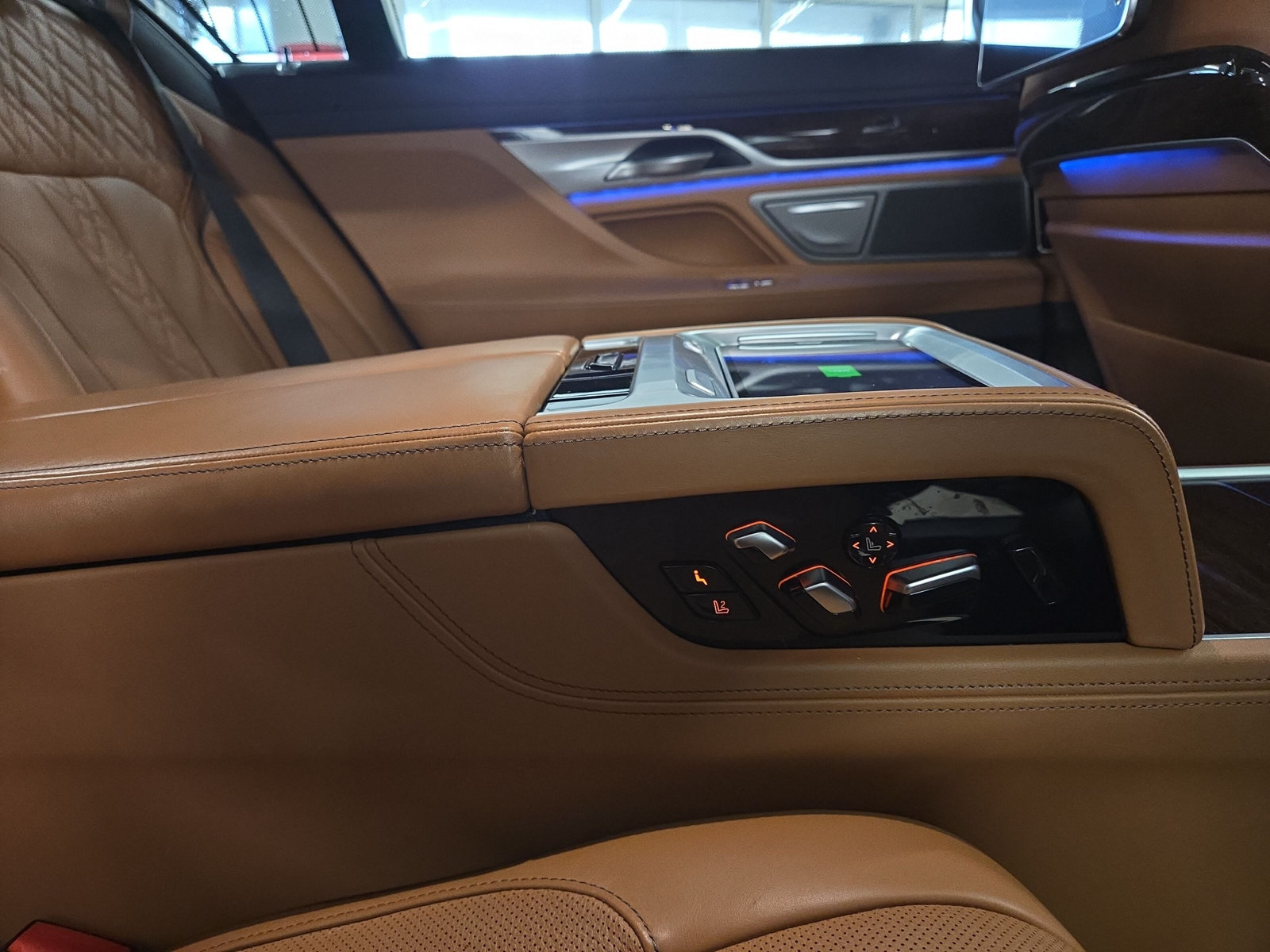 BMW 730Ld xDrive 48V Steptronic-image-14